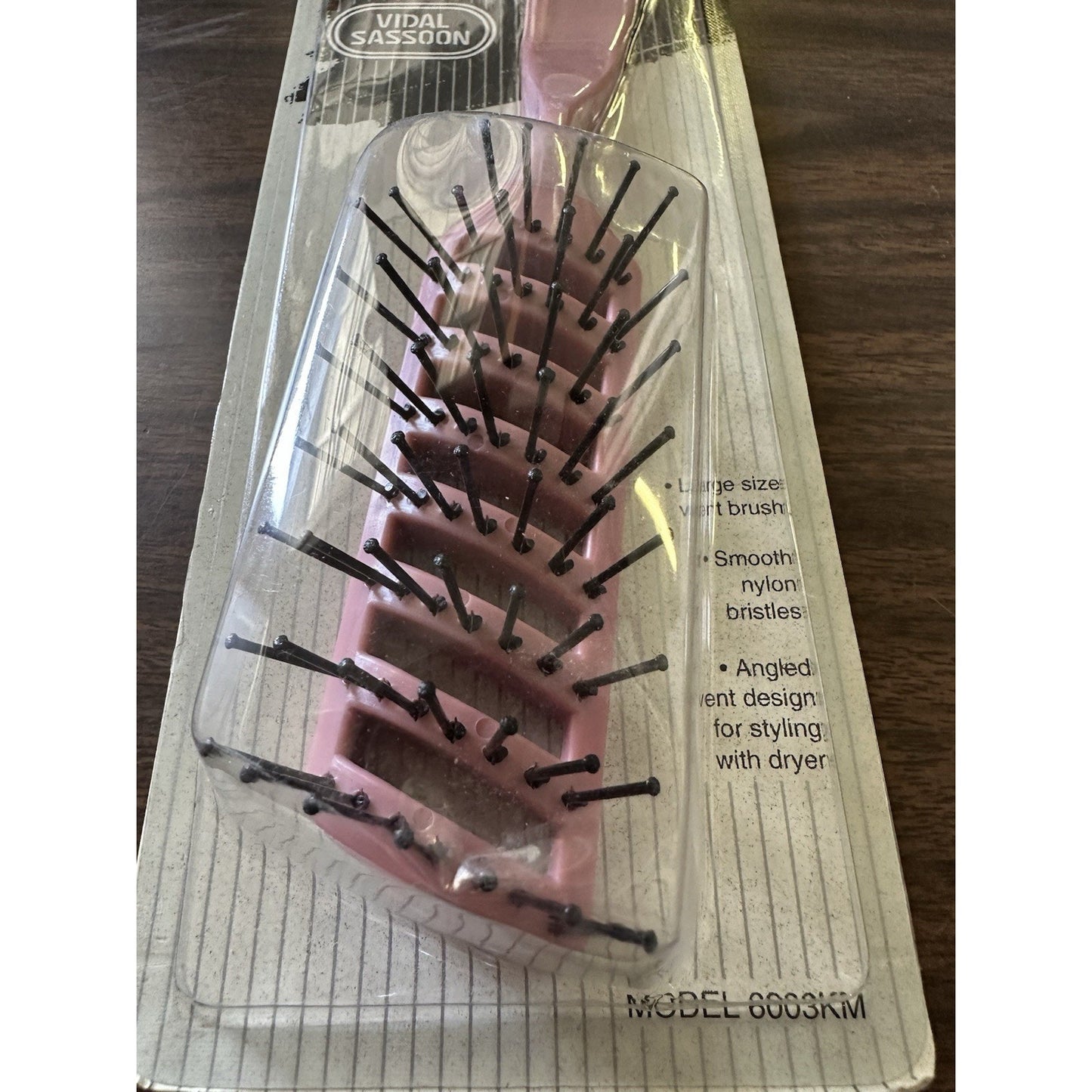 VINTAGE *NEW* 1990's Vidal Sassoon Vent Brush Large Pink Angled Nylon 6003KM