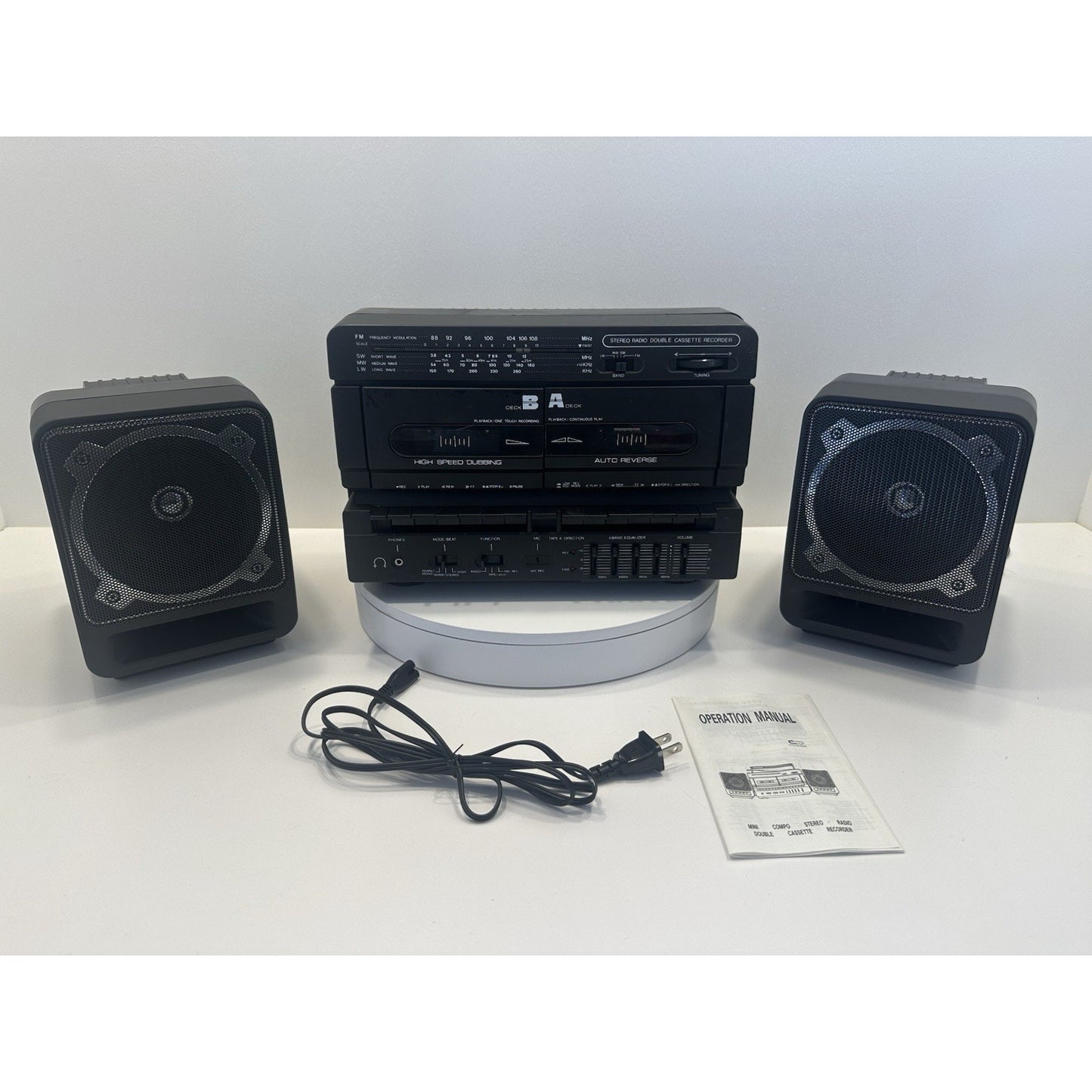 Needs Lovin' - VINTAGE General Sound Model# GS-2626 4-Band Dual Cassette Boombox