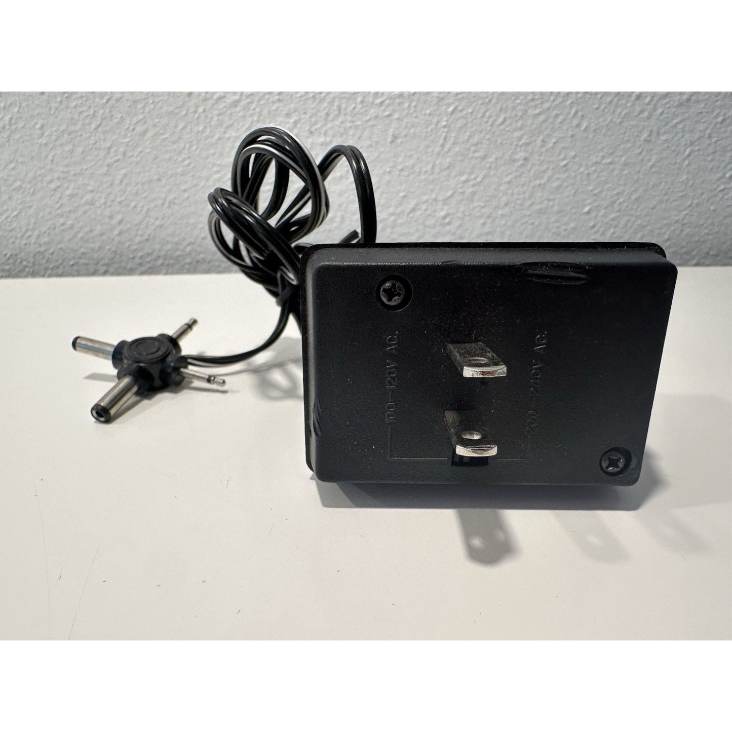 VINTAGE *NEW* Memex AC/DC Power Adapter 110V/220V 5W DC300MA