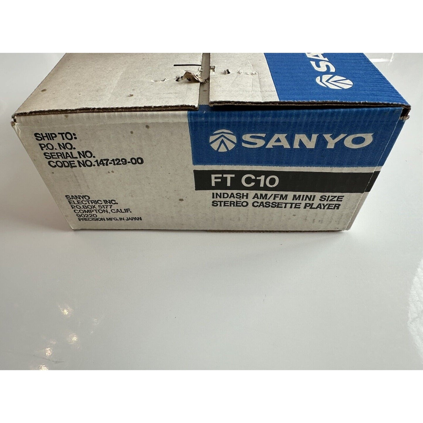 VINTAGE *NEW* Sanyo FT-C10 Indash Mini am/fm Cassette Car Stereo