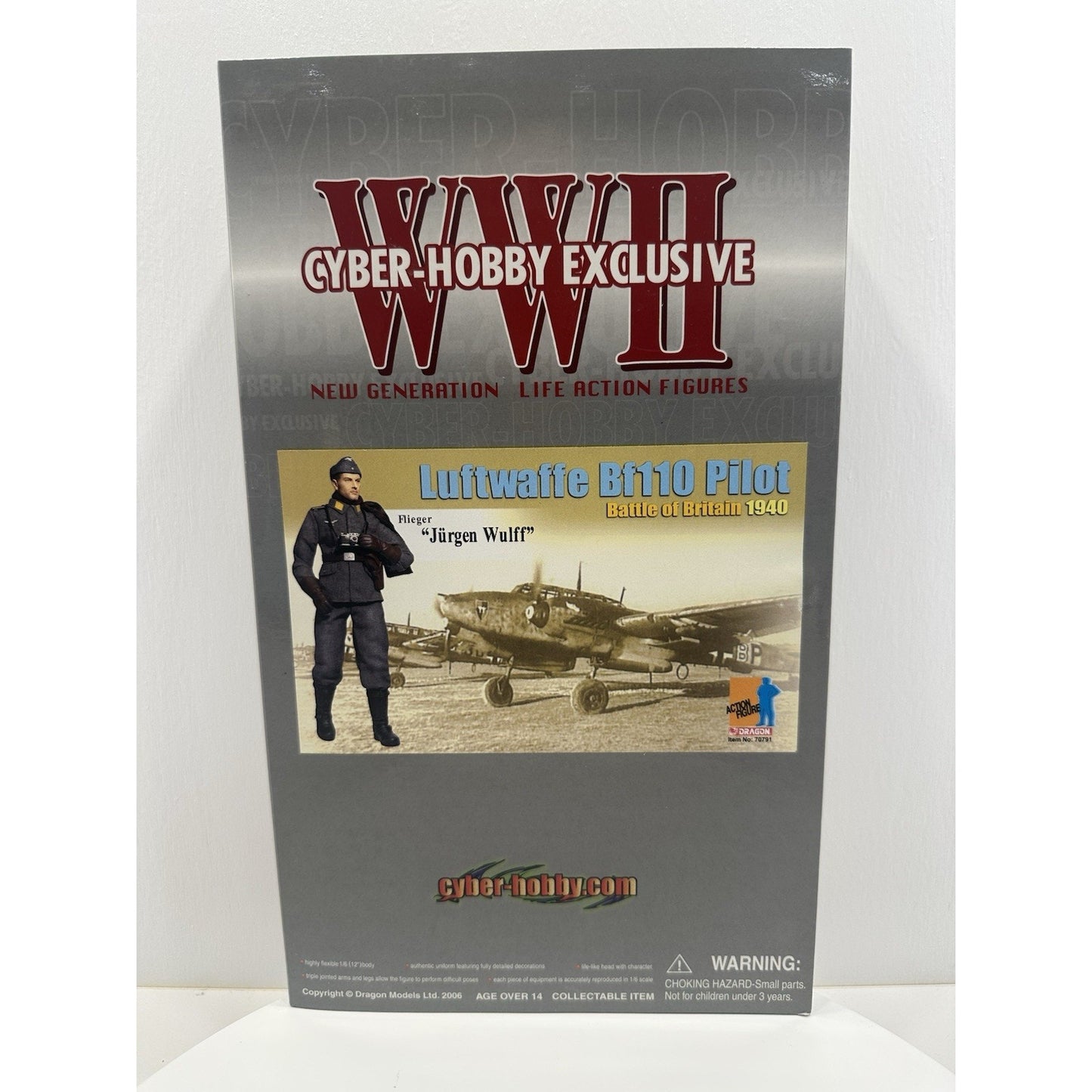 VINTAGE *NEW* Dragon WWII German Bf110 Pilot "Jurgen Wulff" 1:6 Scale 12"