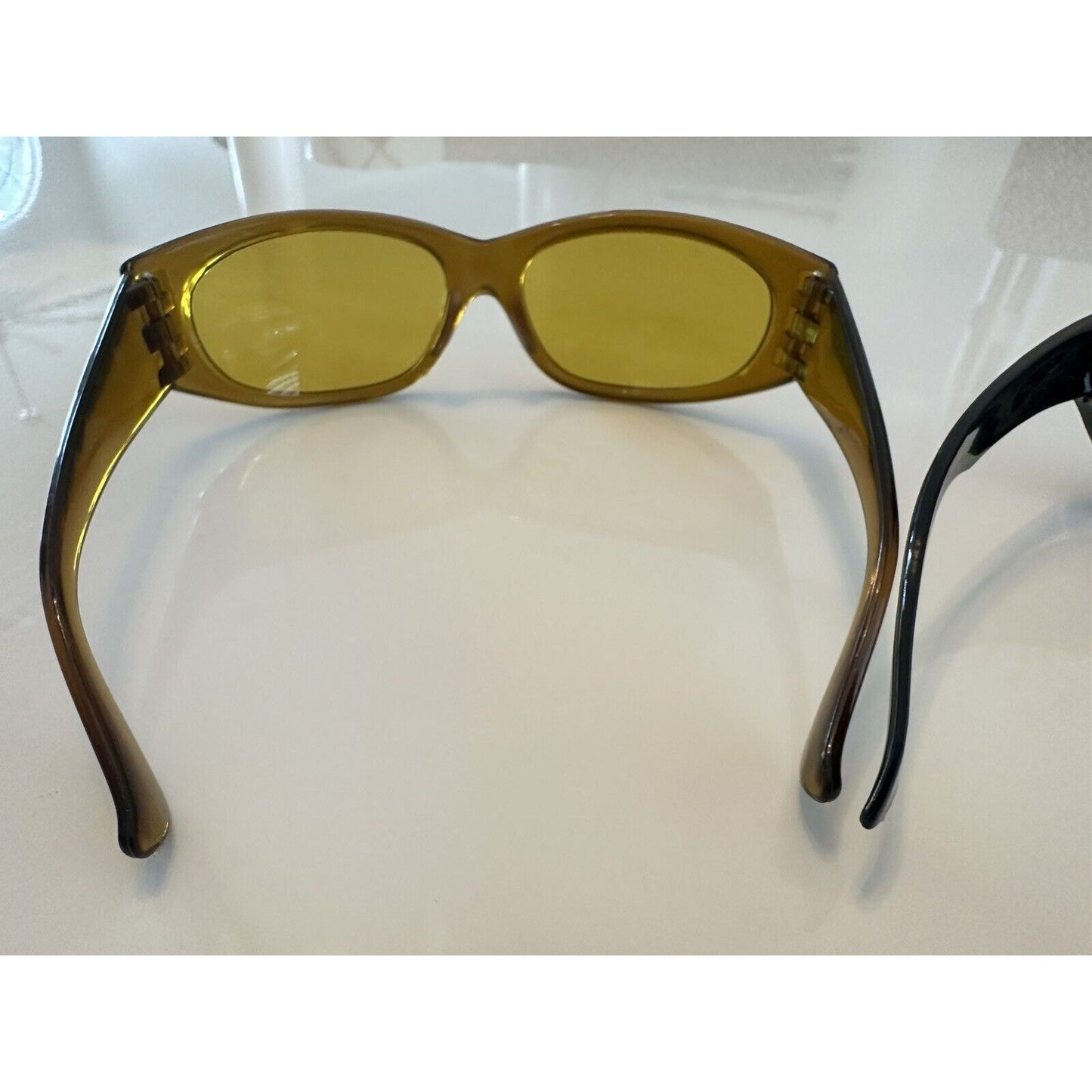 VINTAGE *NEW* Glam Unisex Sunglasses Brown/Black Set Oval Frames