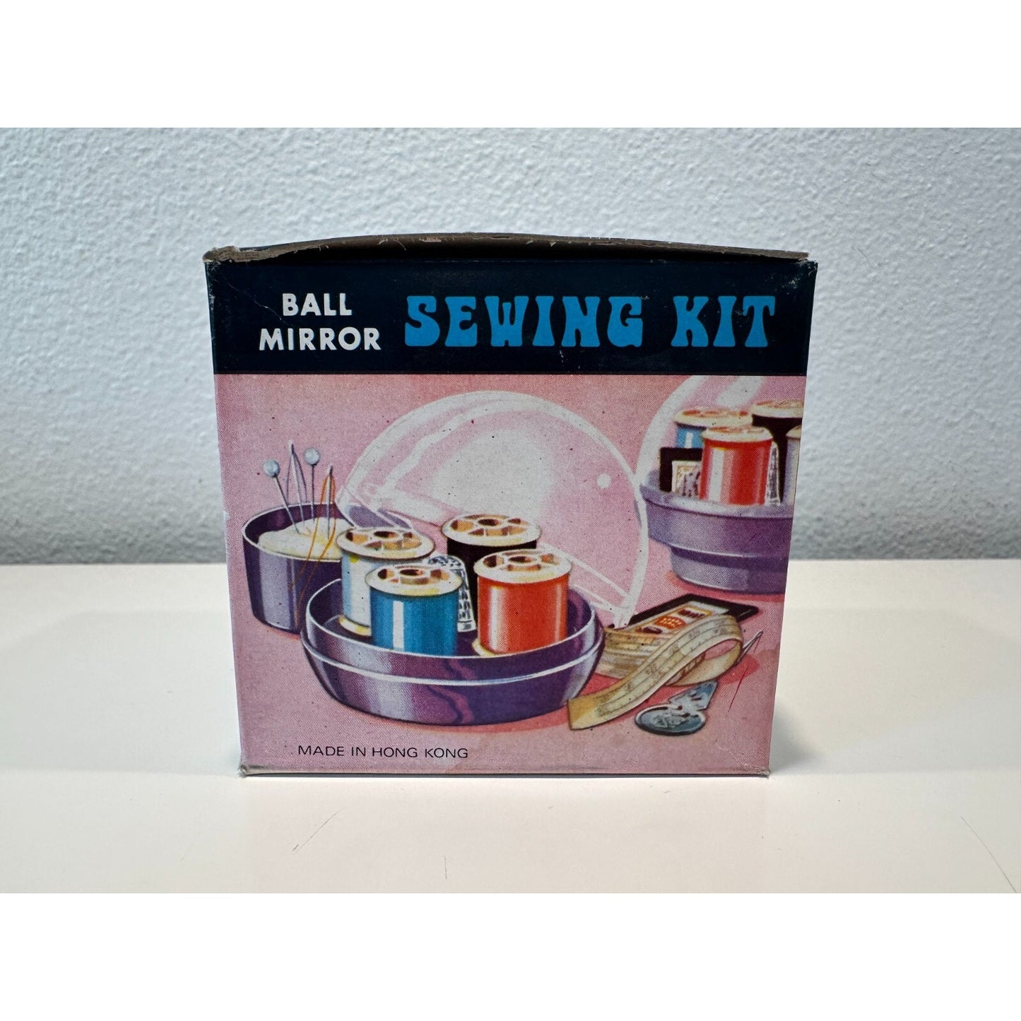 VINTAGE *NEW* Travel/Mini Ball Mirror Sewing Kit 4 X Thread Rolls + Supplies Pnk