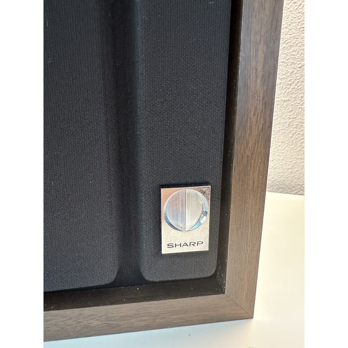 VINTAGE *PRISTINE* 1970's Sharp Model SP-330 Speaker Set Black/Woodgrain