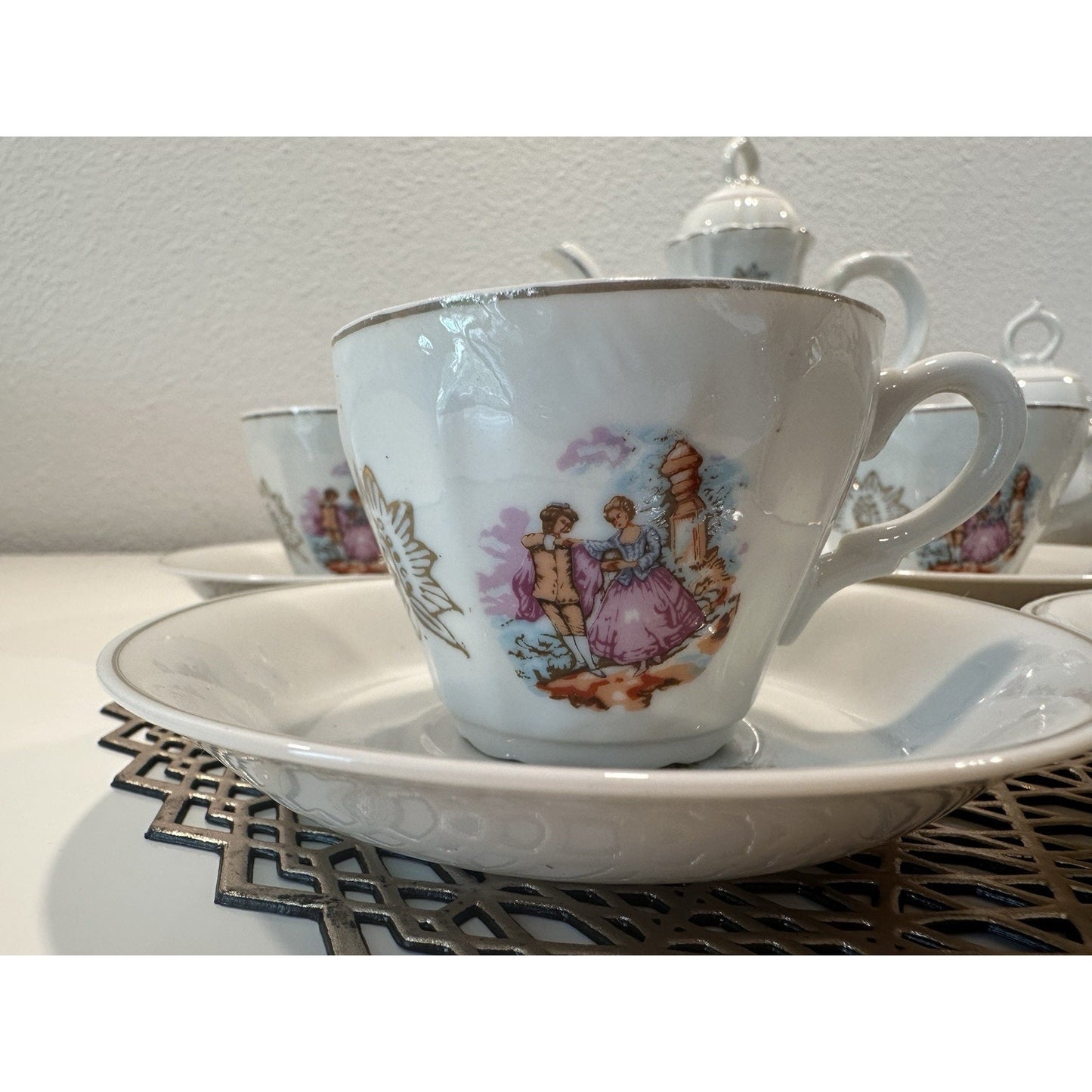 VINTAGE *NEW* 1960's 17 pc German Tea Set w/ Musical Tea Pot, Sugar, Creamer