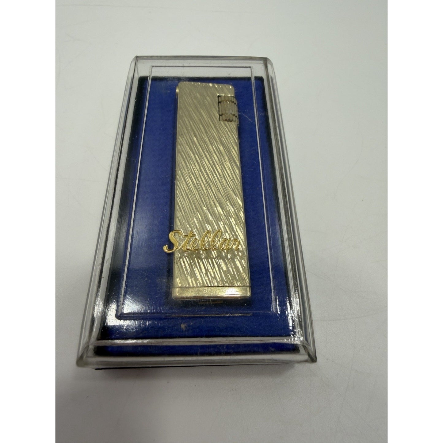 VINTAGE *NEW* 1950's Stellar Gold Textured Super Lighter