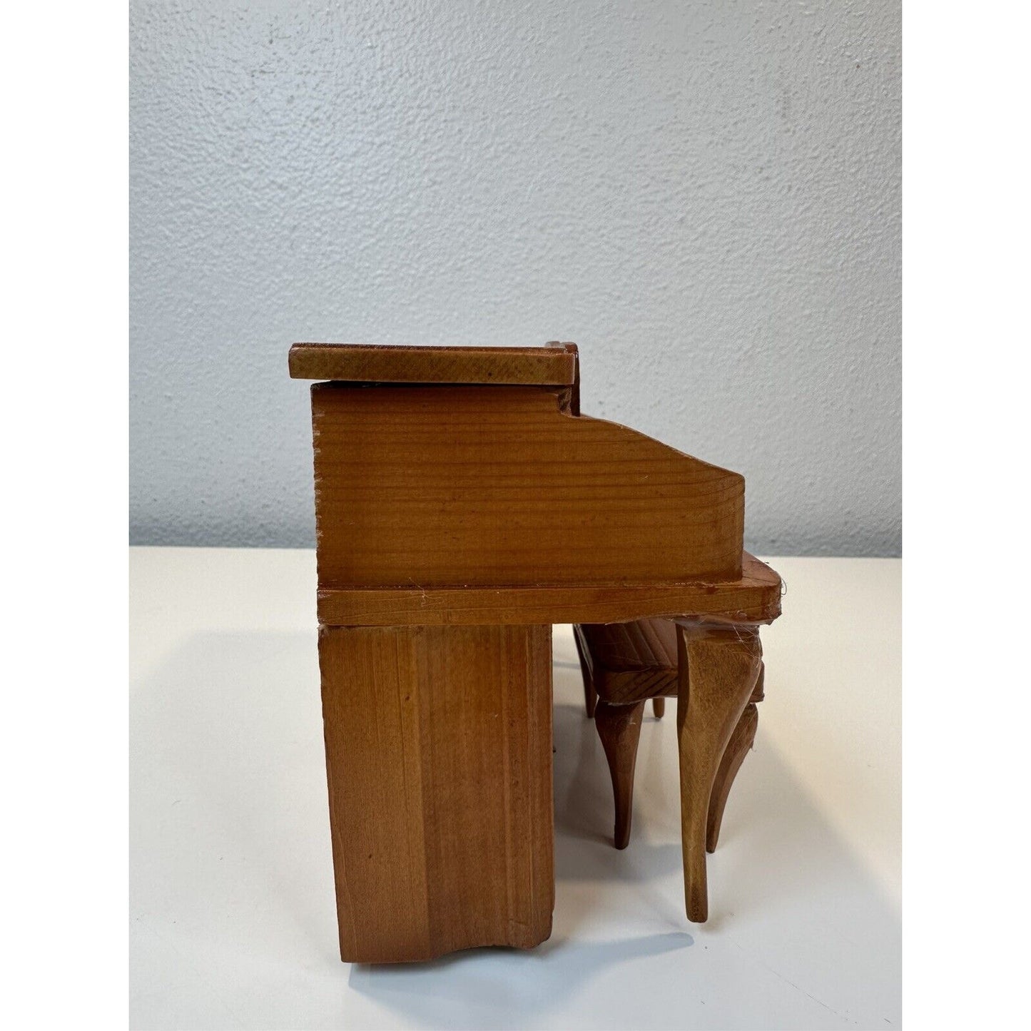 VINTAGE *NEW* 1960's Four Star Solid State Wooden Piano Radio