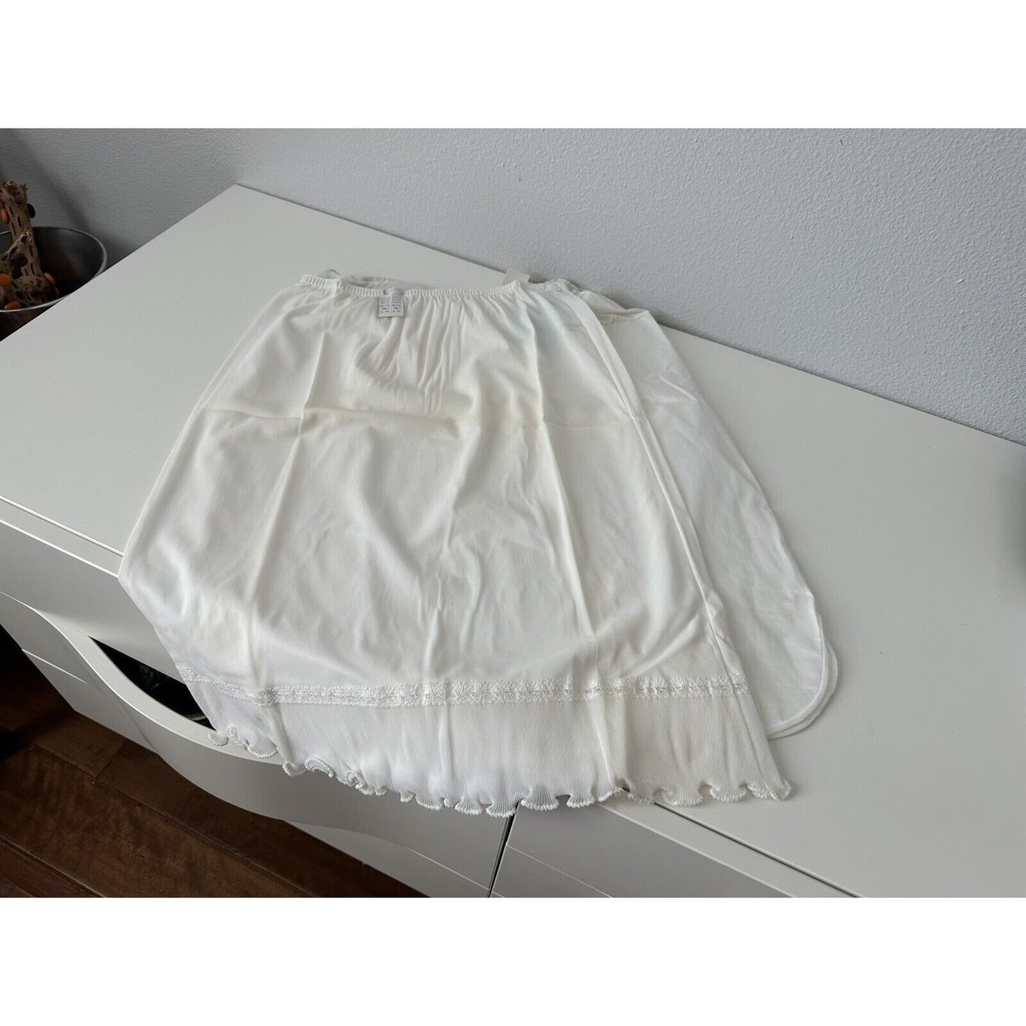 VINTAGE *NEW* Kayser Women's Slip/Petticoat Small White Nylon Set=4