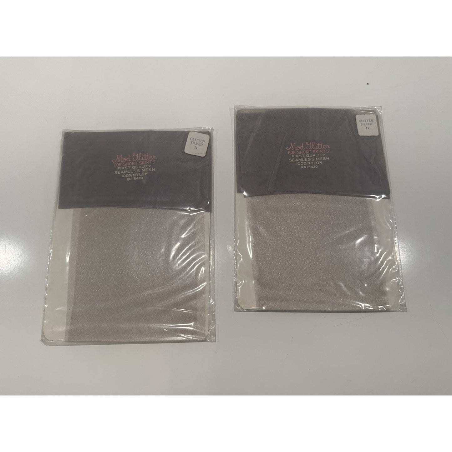 VINTAGE *NEW* Mod Glitter Hosiery-Silver Glitter Sz11M X 2 Pair