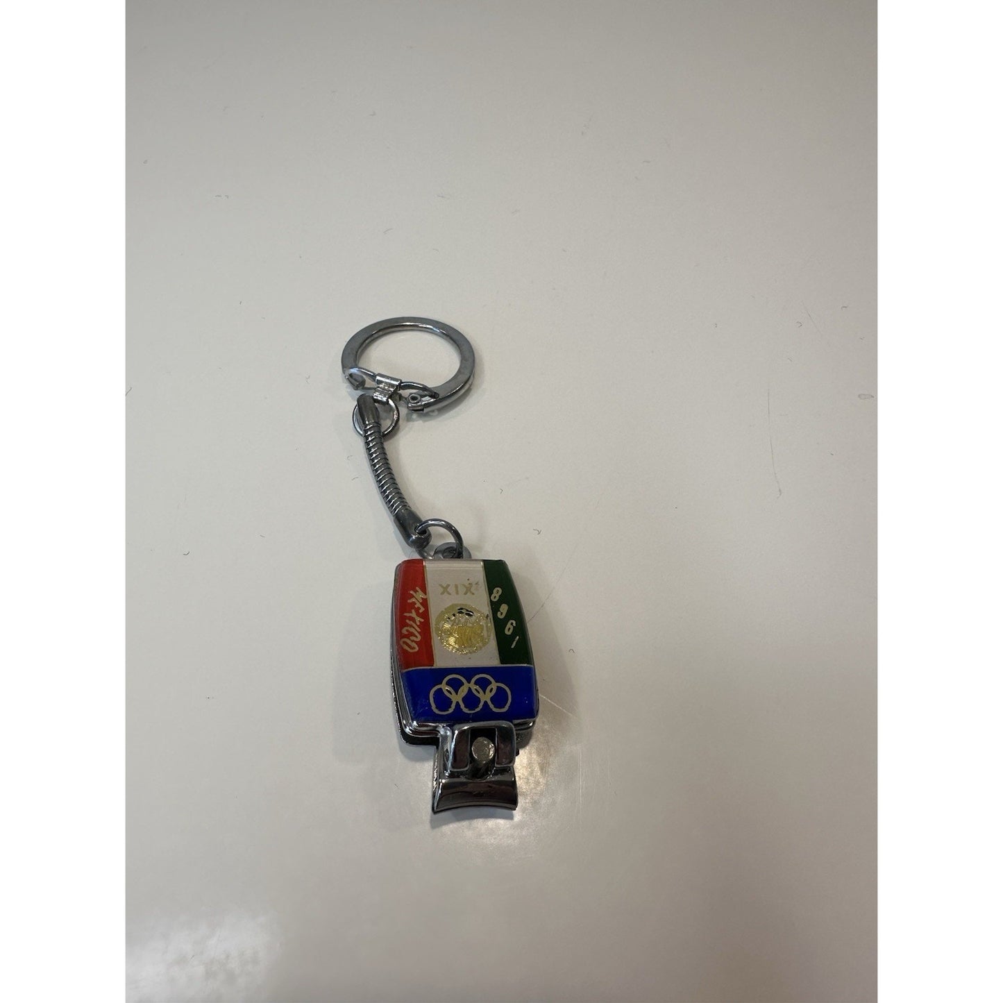 VINTAGE *NEW* 1968 Olympiada Mexico Olympics Nail Manicure Clippers Key Chain
