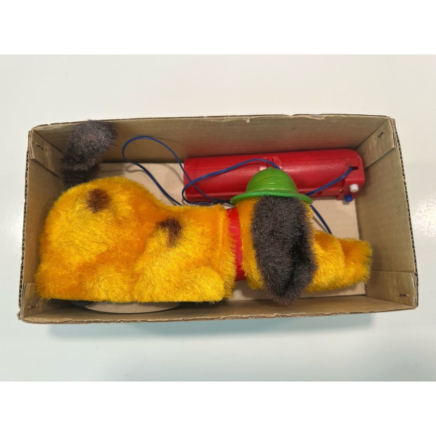 VINTAGE *NEW* 1960's Nosey Sniffy Puppy Dog Remote Control Battery-Operated Toy