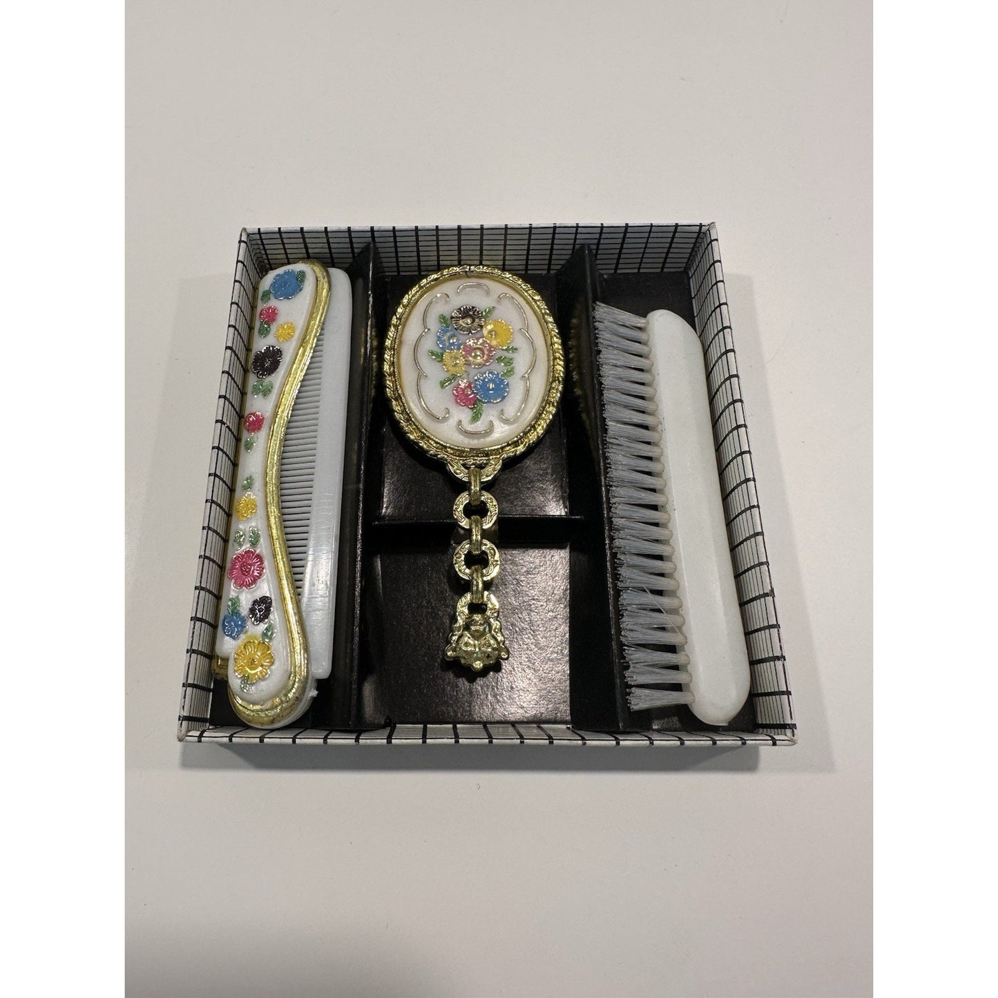 VINTAGE *NEW* 1960's Brush Mirror Comb Vanity Set
