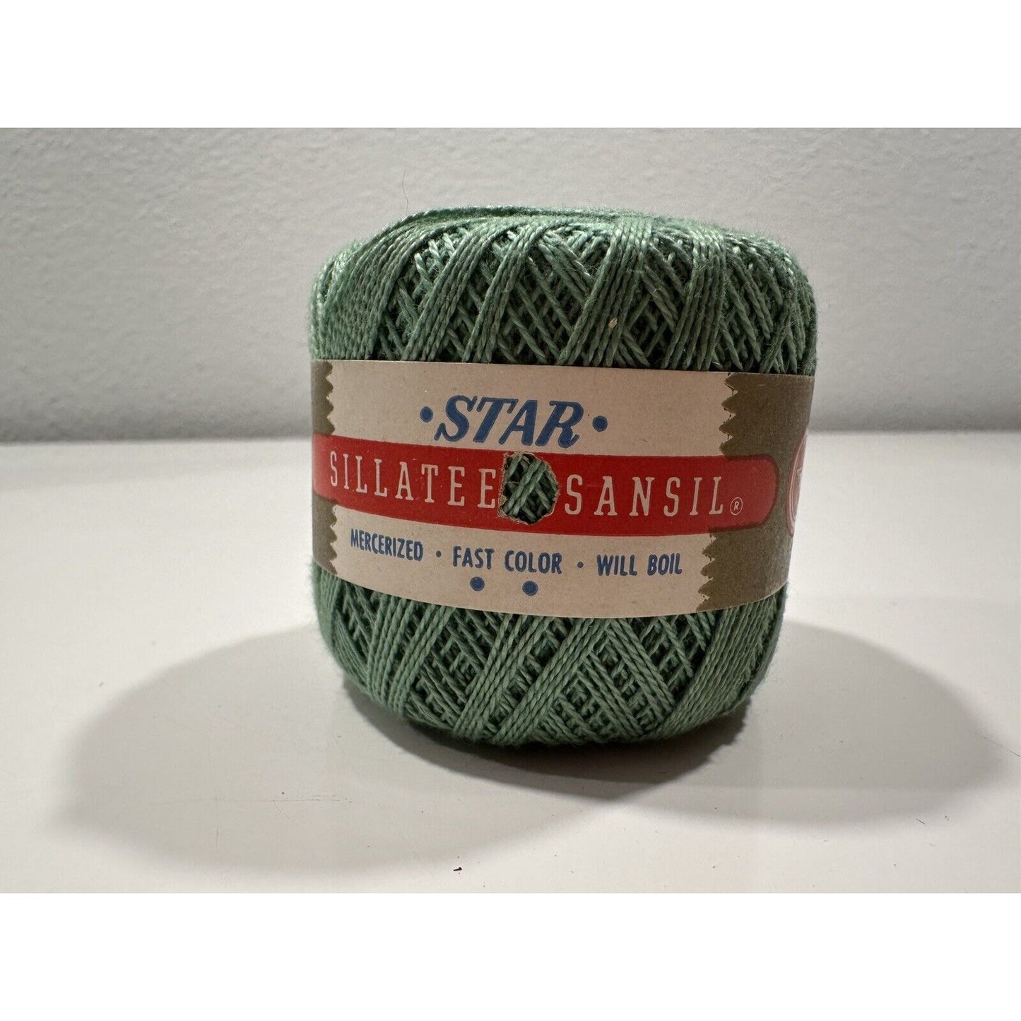 VINTAGE *NEW* Star Sillateen Sansil Crochet Knitting 102 Green 40-75 Yrds
