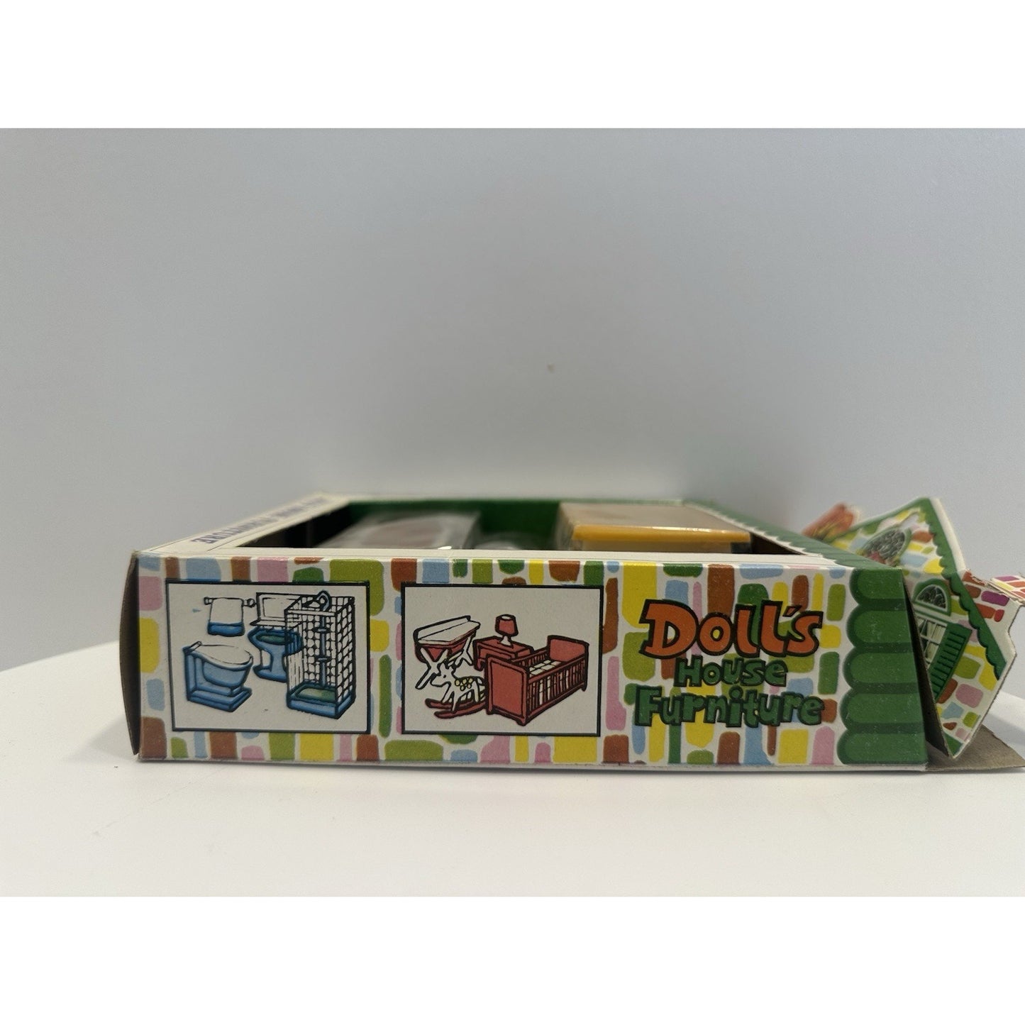 VINTAGE *NEW* 1970's Kitchen Dollhouse Furniture Set