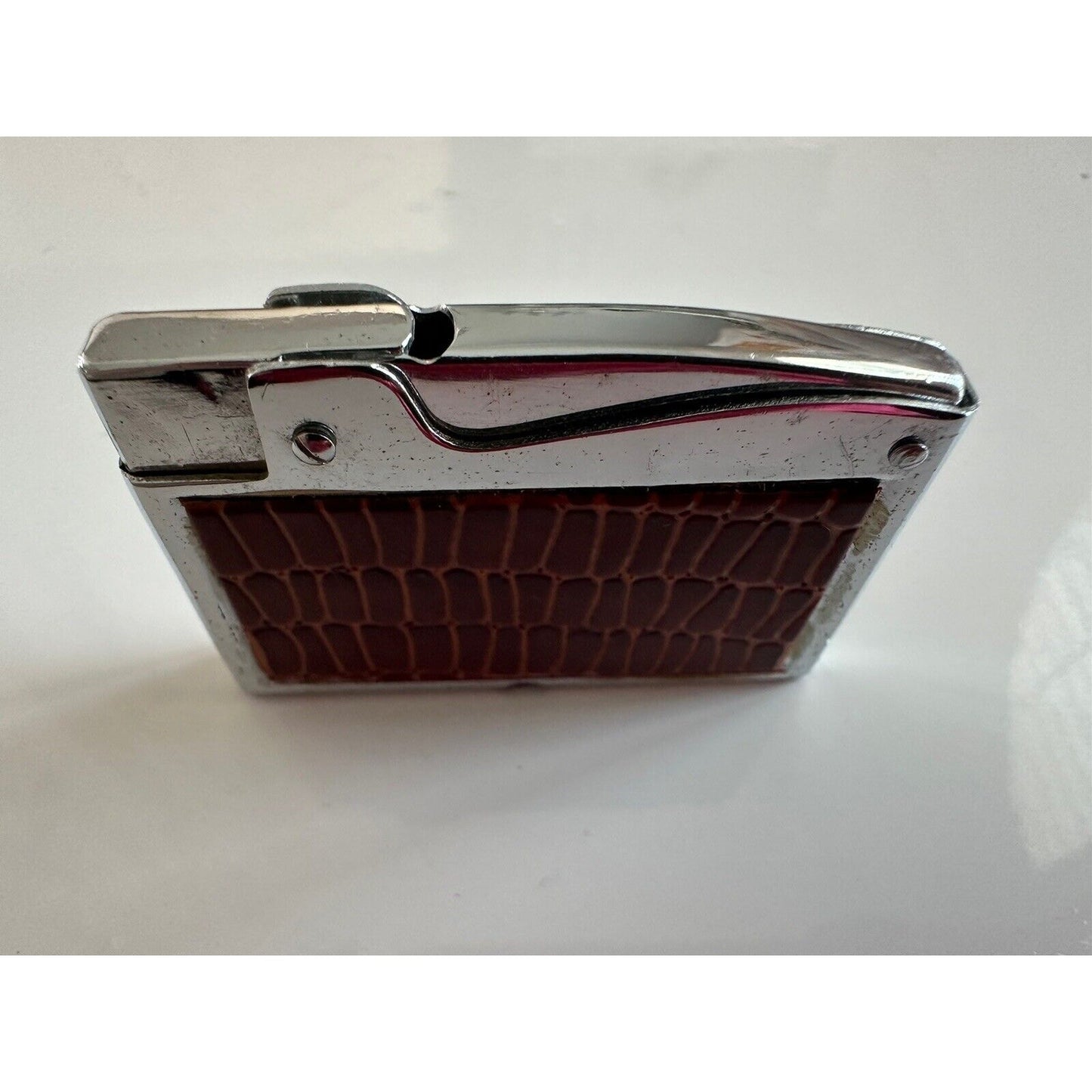 VINTAGE *NEW* 1950's Unique Brown Snake Skin Lighter Japan
