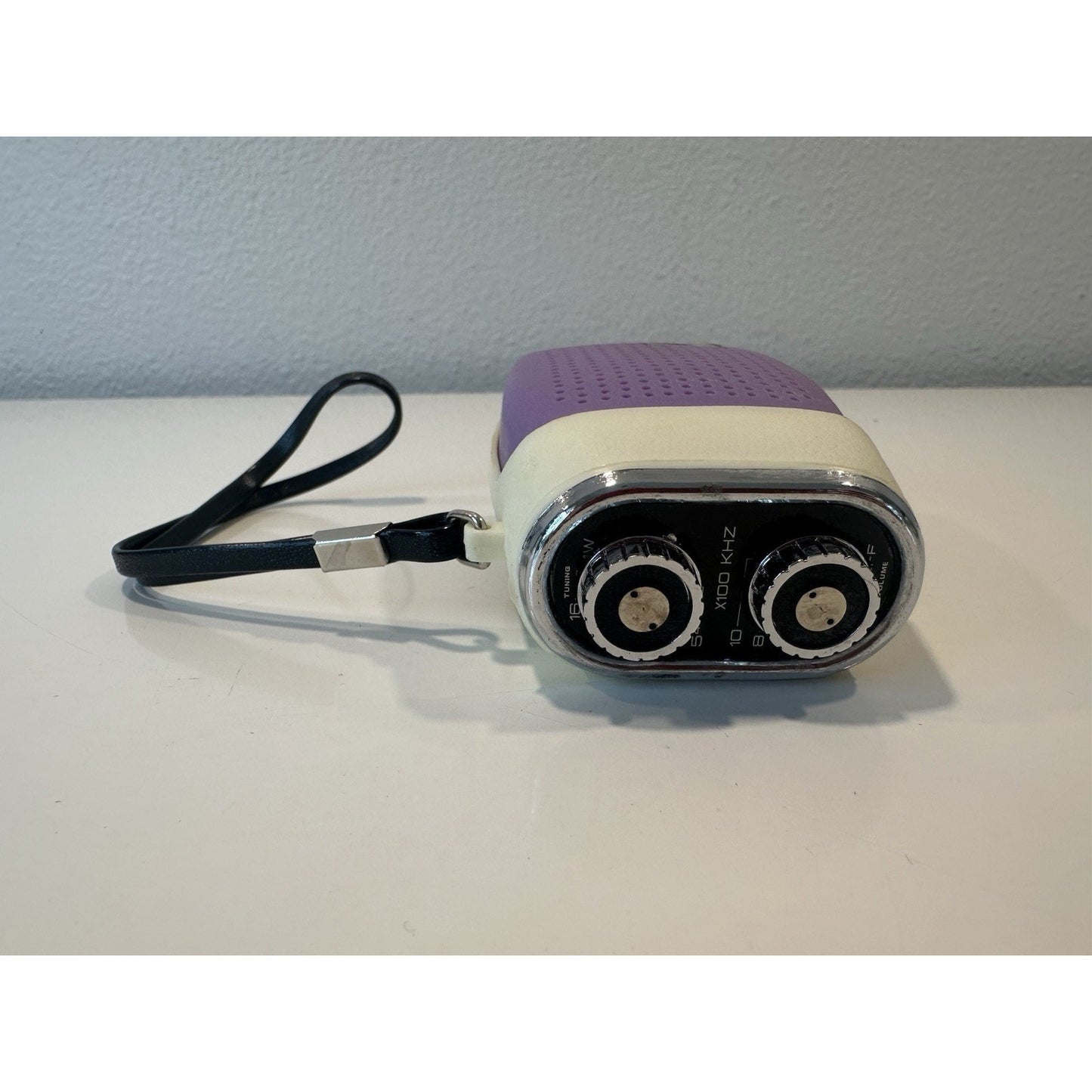 VINTAGE *NEW* Sakura MEC-163 Purple/Black Solid State Micro Transistor Radio