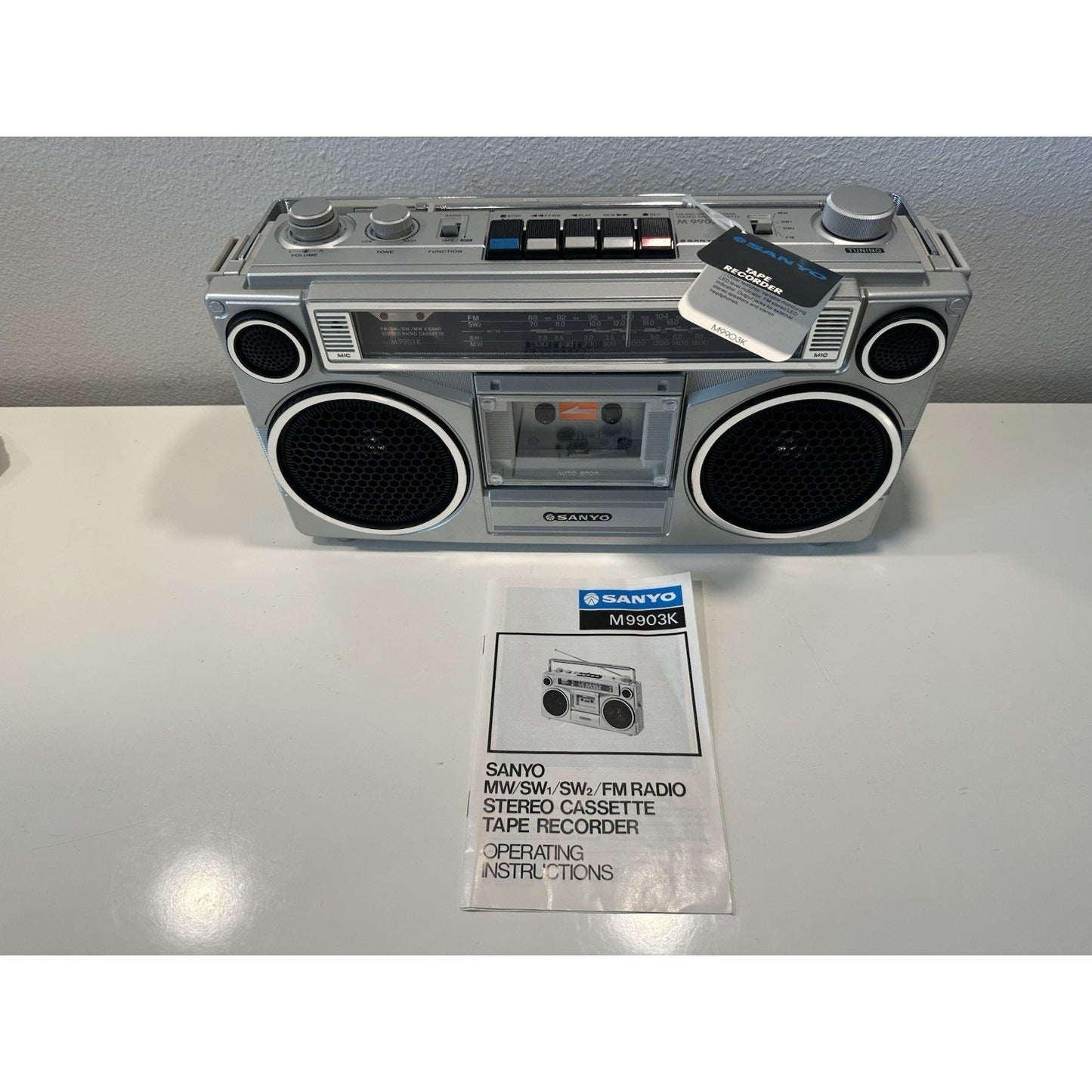 VINTAGE *NEW* 1980's Sanyo Boombox M9830K AM/FM Cassette Boombox