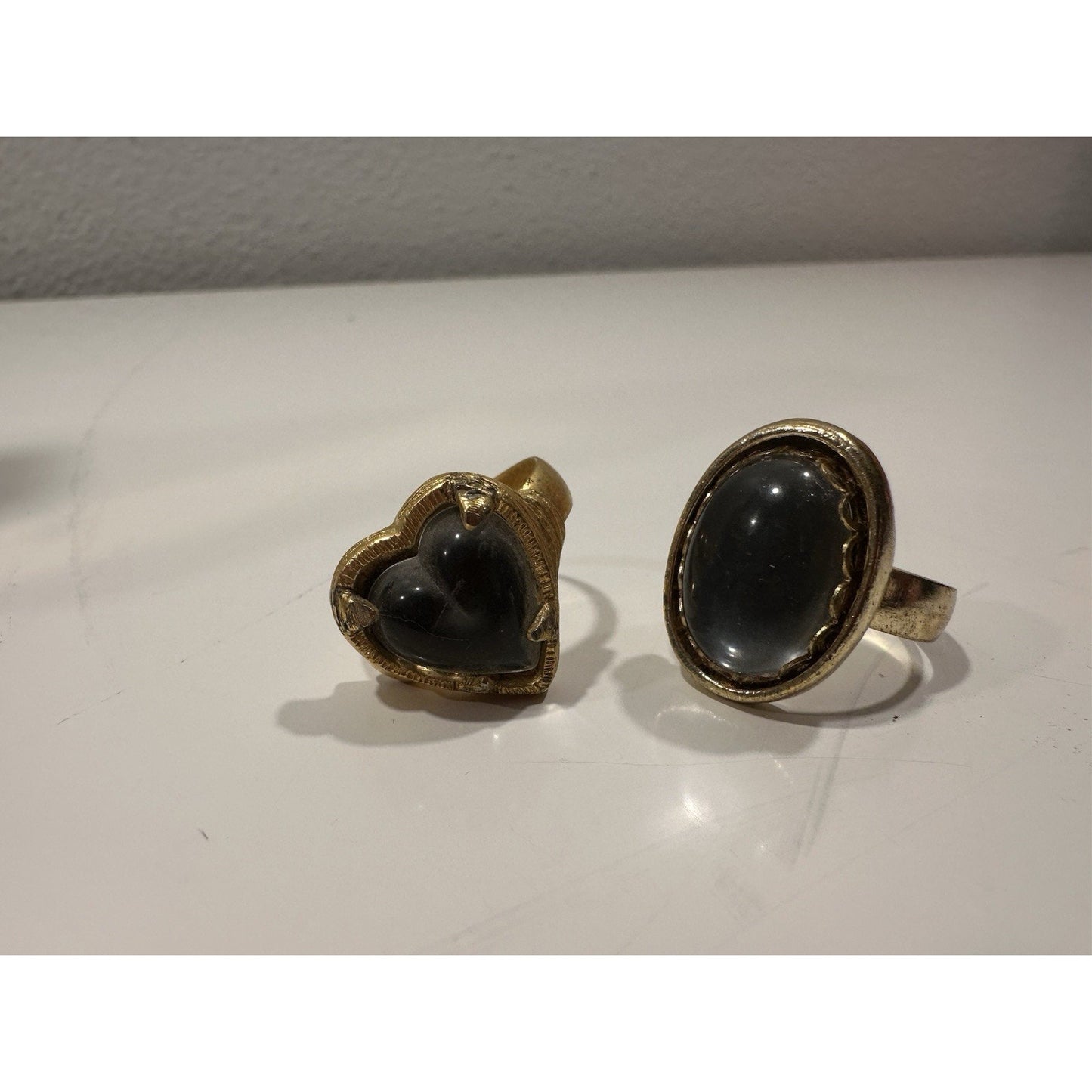 VINTAGE *NEW* 1960's/1970's Gold Tone Glass Heart/Oval Costume Ring Set