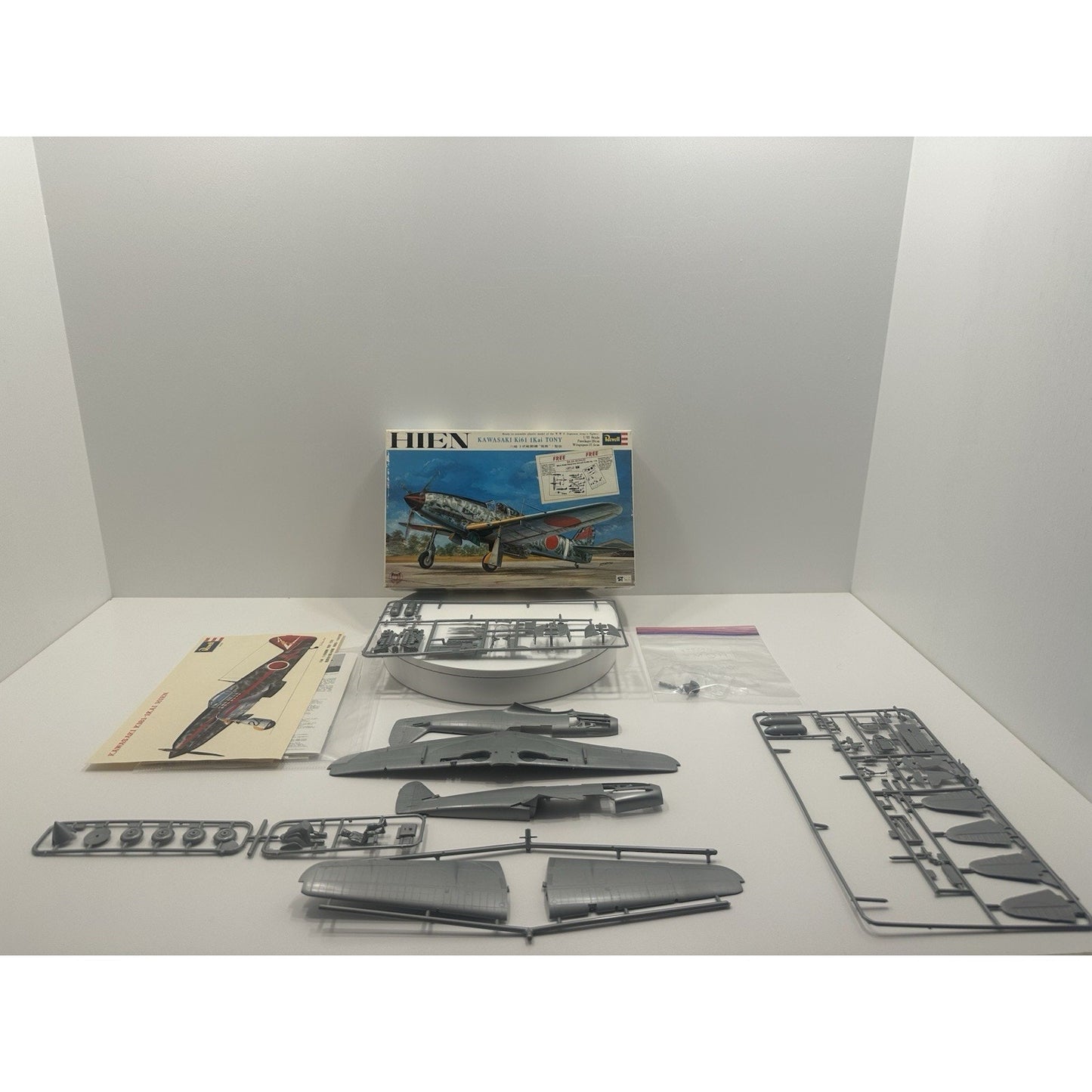 VINTAGE 1972 Revell Hein Kawasaki Ki61 1Kai TONY Japan Model Kit