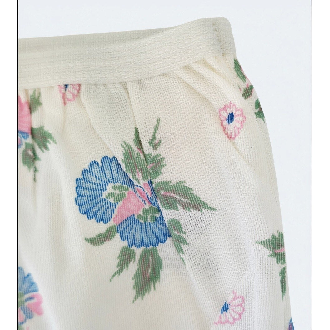 VINTAGE *NEW* 1960's Women's Flower Print Panties | Underwear Size M (6) USA