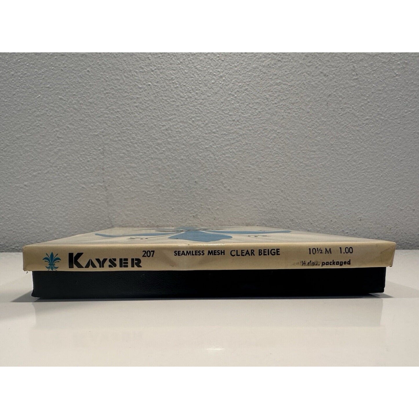VINTAGE *NEW* 1950's Kayser Hosiery Seamless Mesh-Clear Beige Sz10.5 X 6