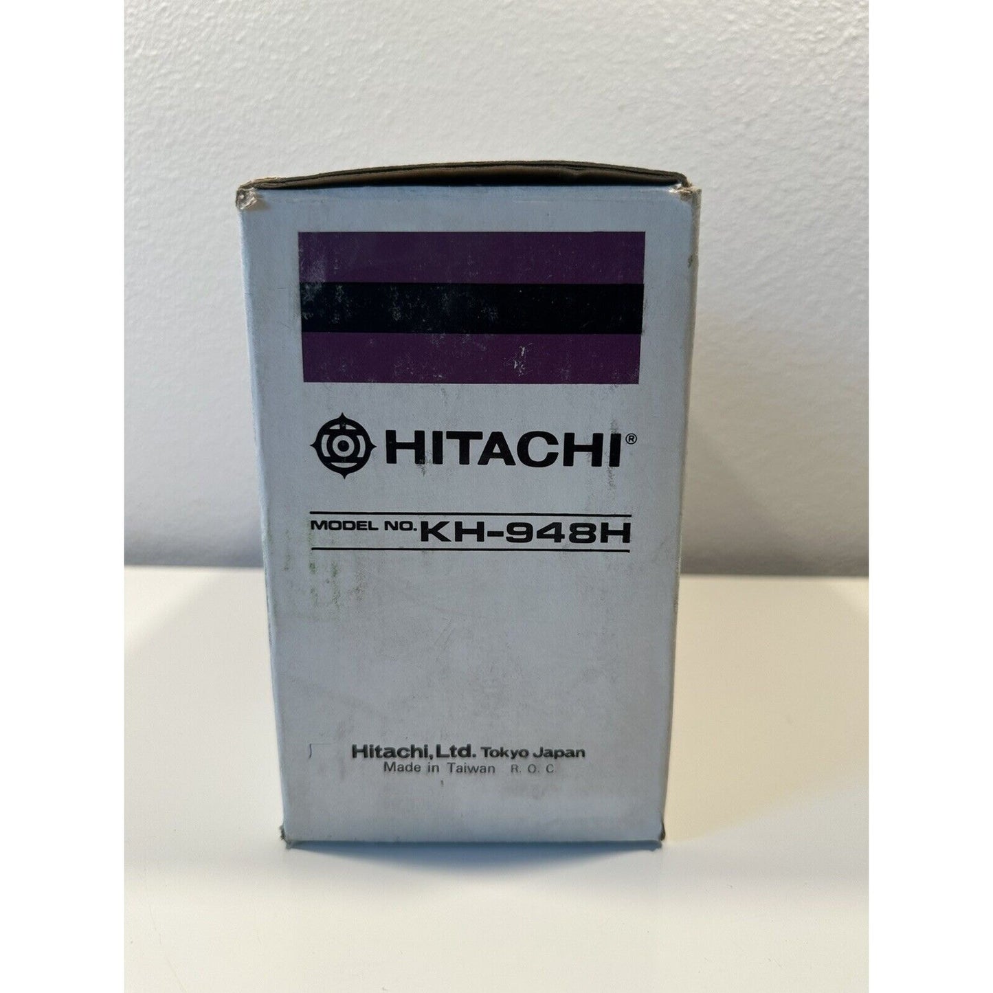 VINTAGE *NEW* Hitachi KH-948H psb/fm/am 3-Band Portable Radio