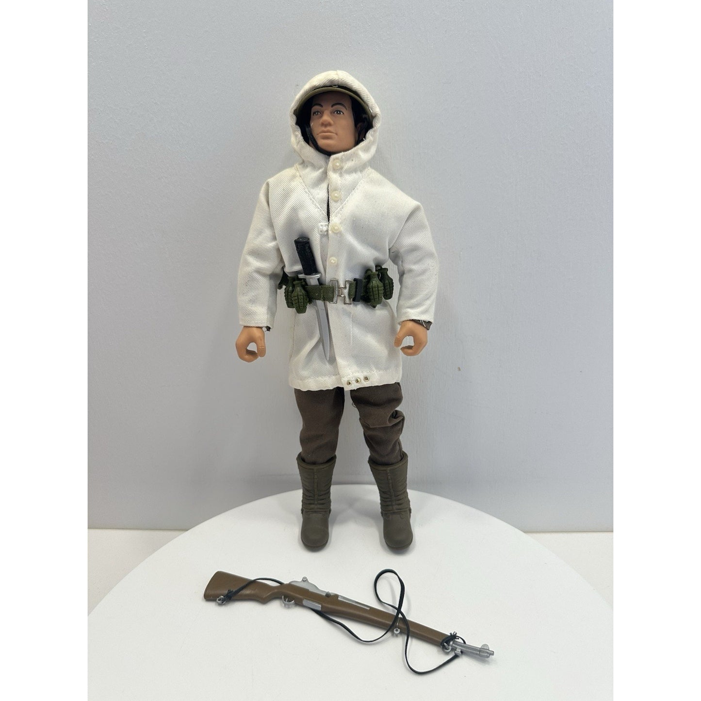 VINTAGE GI Joe White Hooded Coat w/Grenades Action Figure