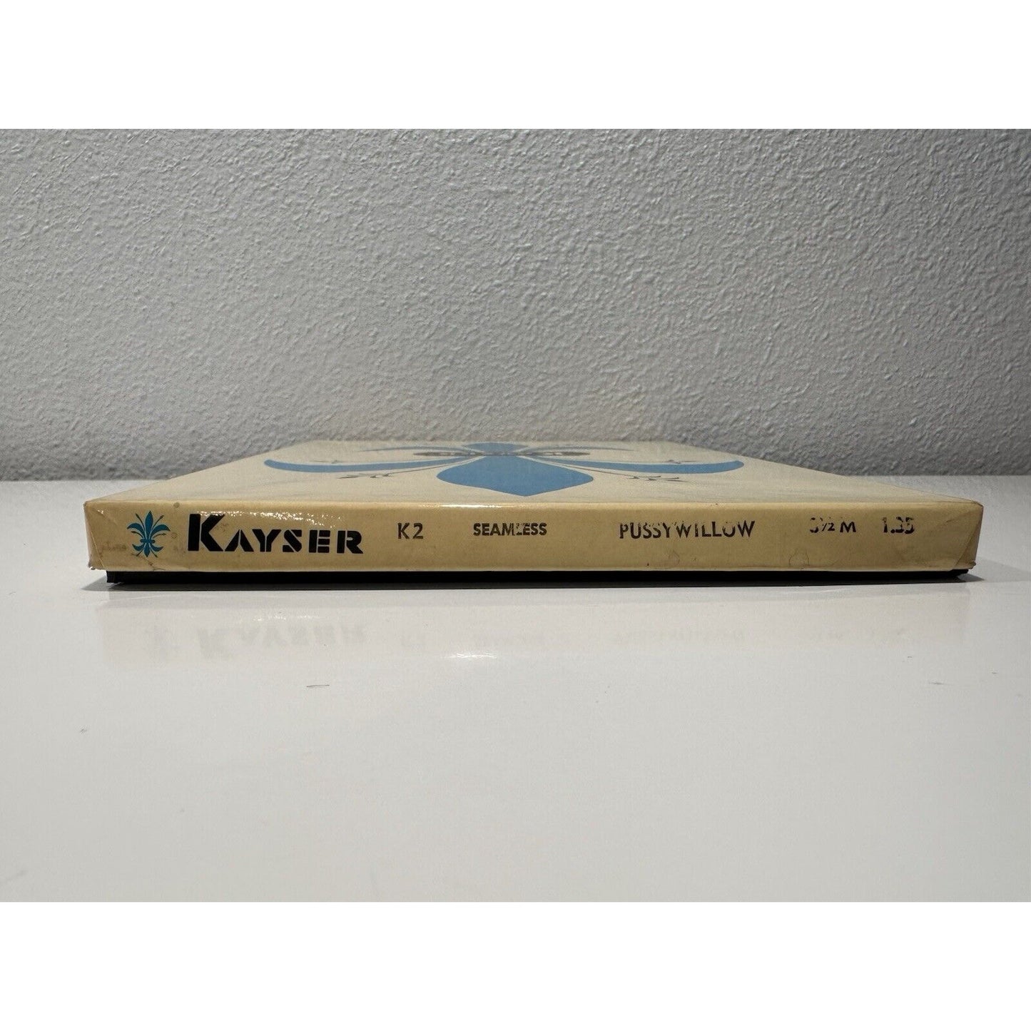 VINTAGE *NEW* Kayser Hosiery-Seamless-PussyWillow Sz8.5M X 2
