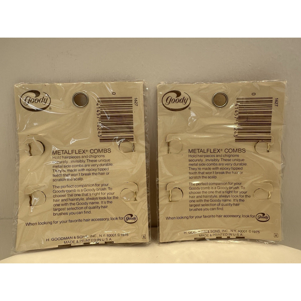 VINTAGE *NEW* 1975 Goody #1627 Metalflex Silver Fashion Combs Set of 4 USA