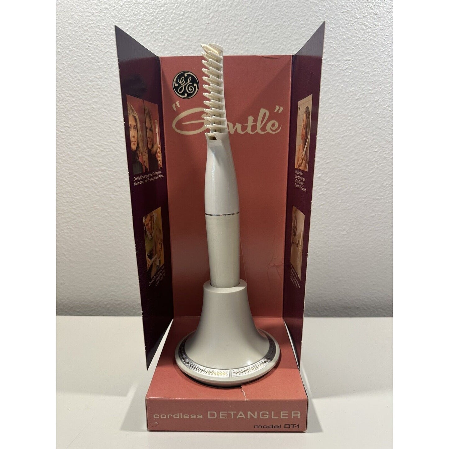 VINTAGE *NEW* GE Model #DT-1 Gentle Cordless Detangler