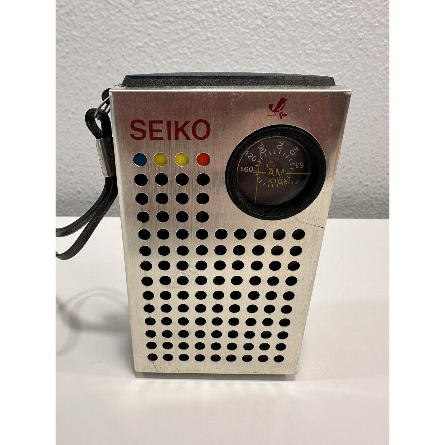 VINTAGE *NEW* Seiko Solid State AM Black Pocket Radio