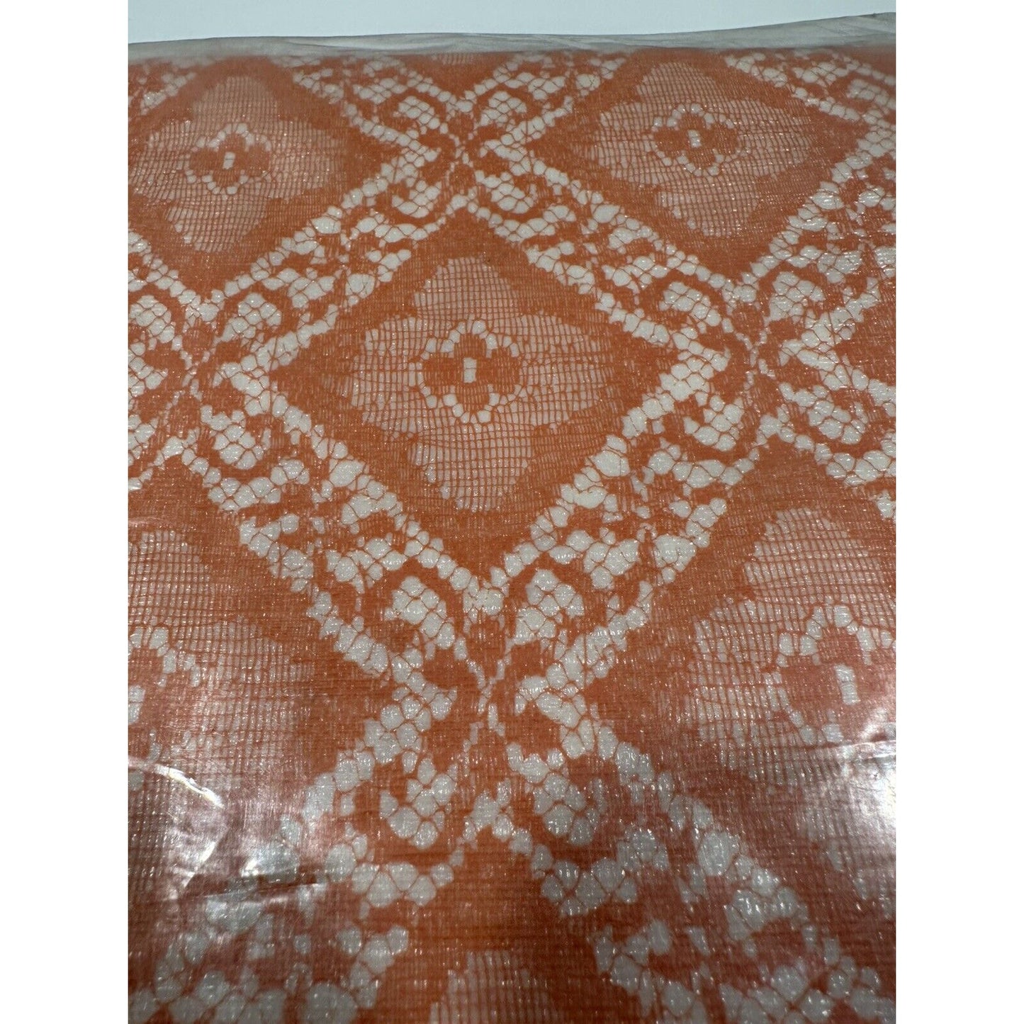 VINTAGE *NEW* Elrene Tablecloth 52"X70" Diamond Lace USA