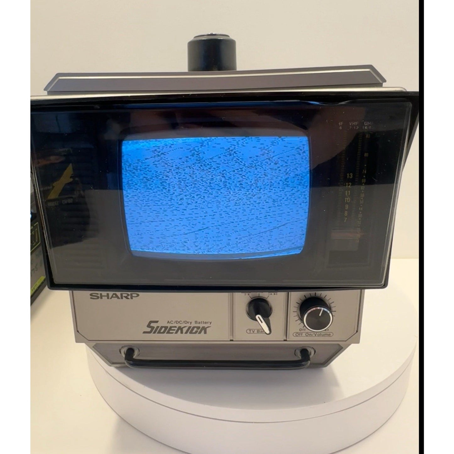 VINTAGE 1981 Sharp 3S-62 Sidekick Portable TV Works | Pristine