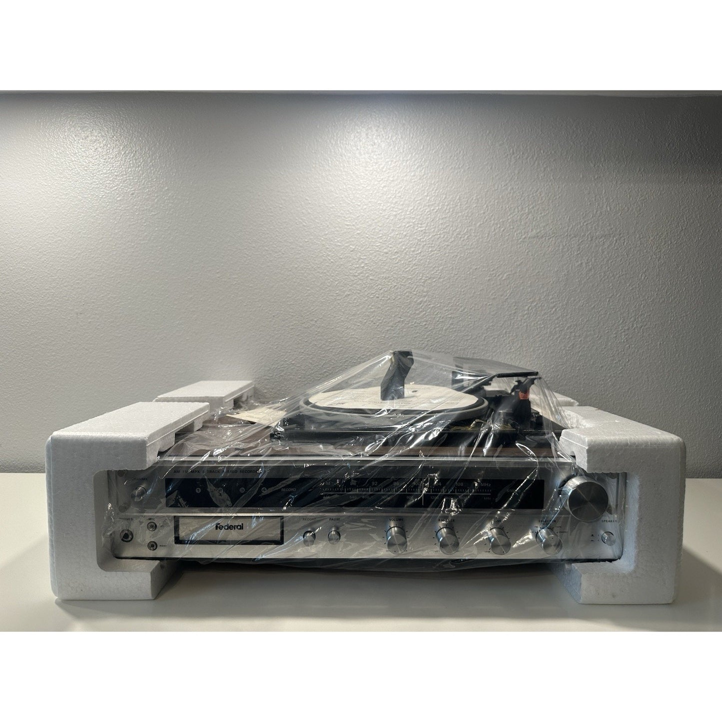 VINTAGE *NEW* 1970's Federal AM/FM MPX 8-Track Stereo System Recorder