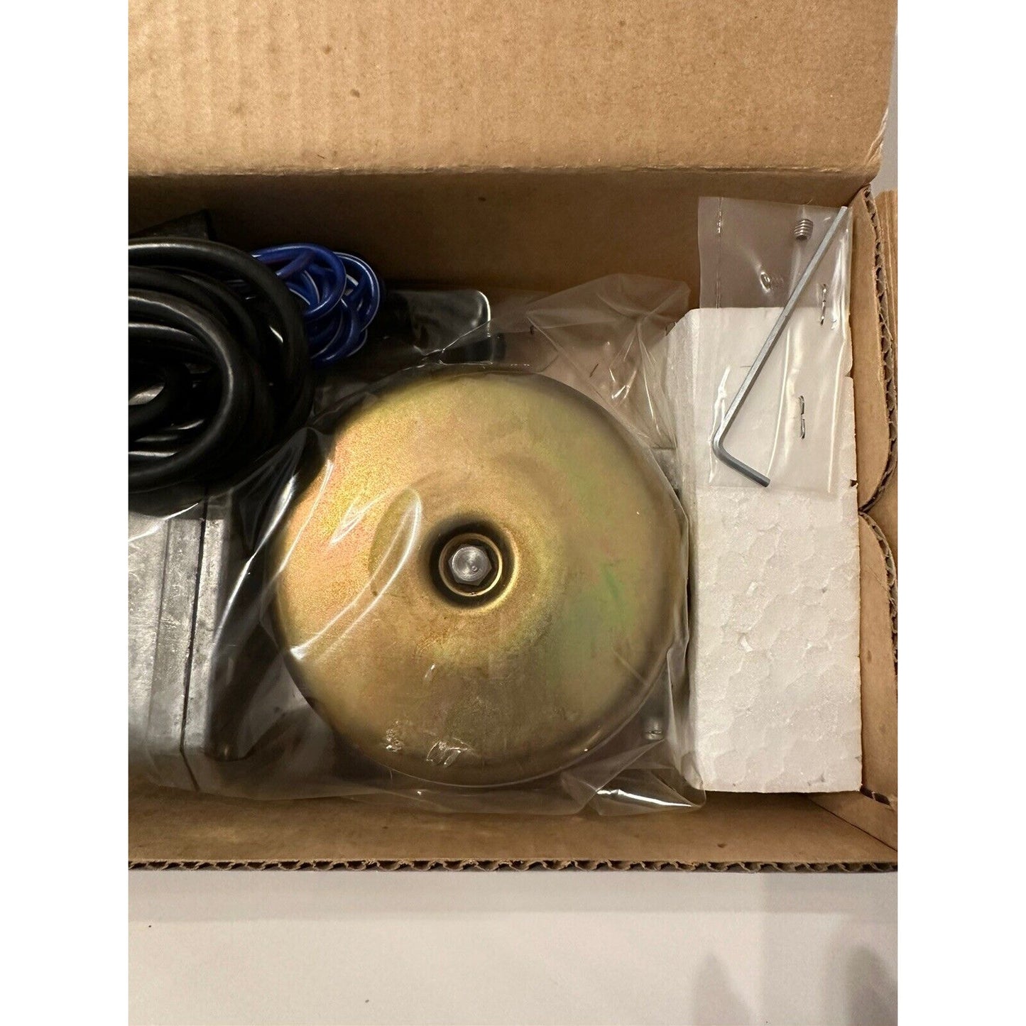 VINTAGE *NEW* Clarion CB-29 Citizen Band Antenna Motorized