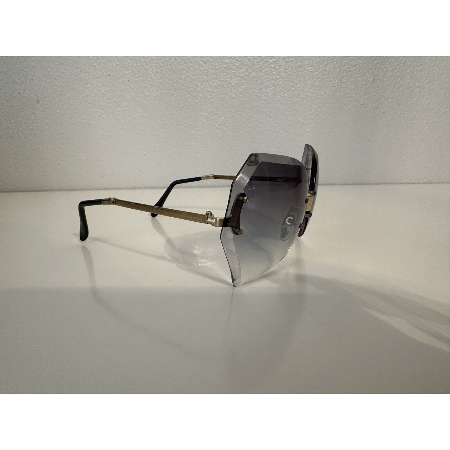 VINTAGE *NEW* 1970'sChrysDior Glam Sunglasses Black Smoked Glass&Gold