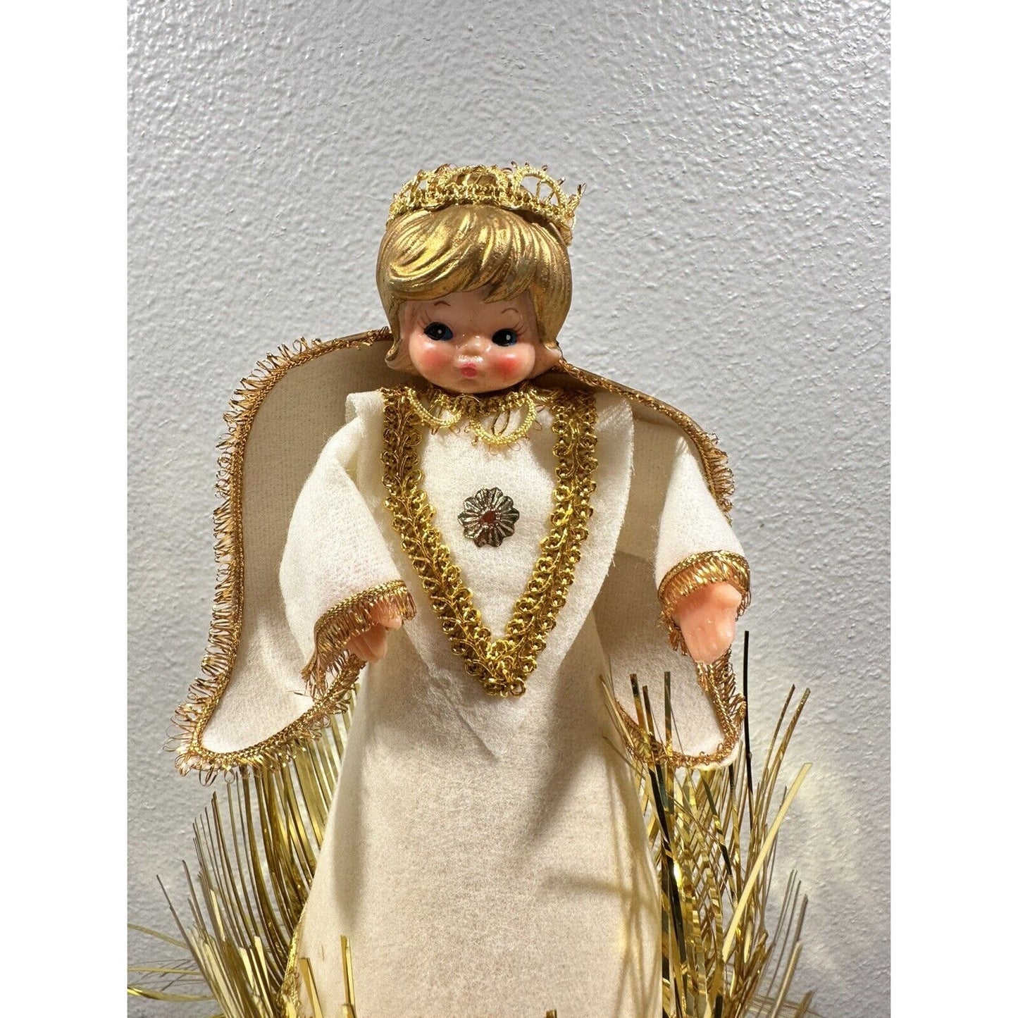 VINTAGE *NEW* Pair Of Christmas Angels-Crown, Felt Clothing, Gold, plays Silent Night