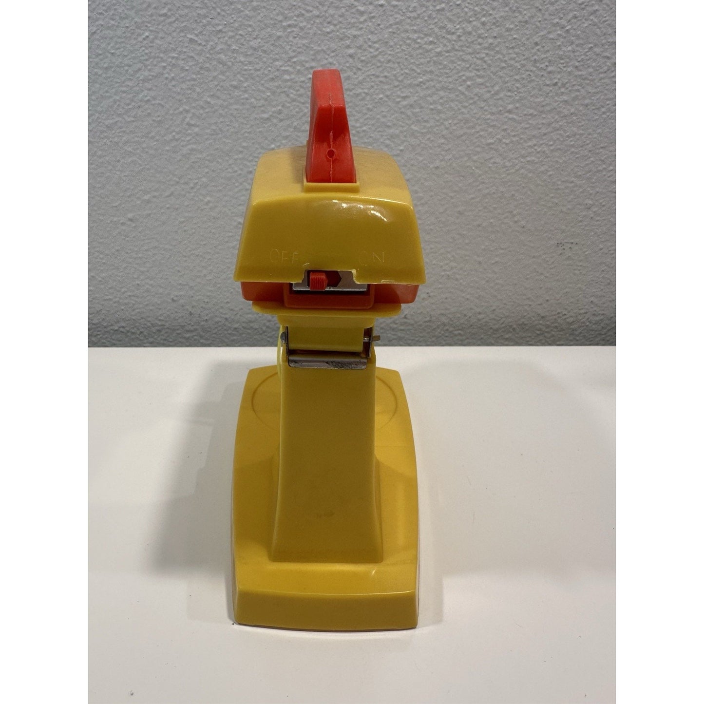 VINTAGE *NEW* 1970's Toy Mixer & Bowl Battery-Operated