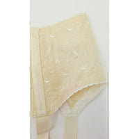 VINTAGE *PRISTINE * 1960's MACBESS Women's Cream Garter Belts Size 30 Lot 4