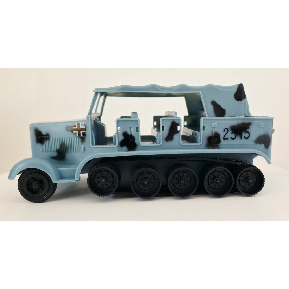 VINTAGE *PRISTINE* 1980's Durham's Desert Fox Battery Operated Toy Truck