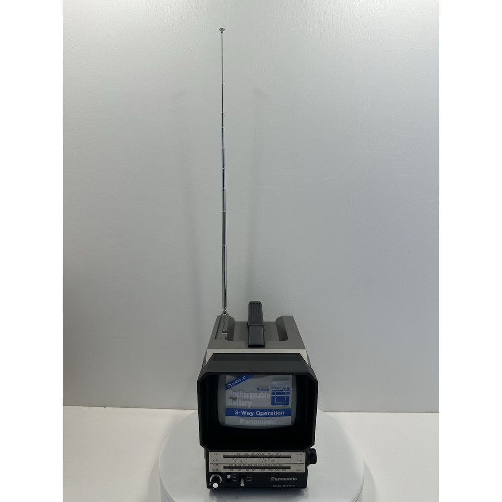 VINTAGE *NEW* 1981 Panasonic TR-5041P Portable TV Radio AM/FM Japan