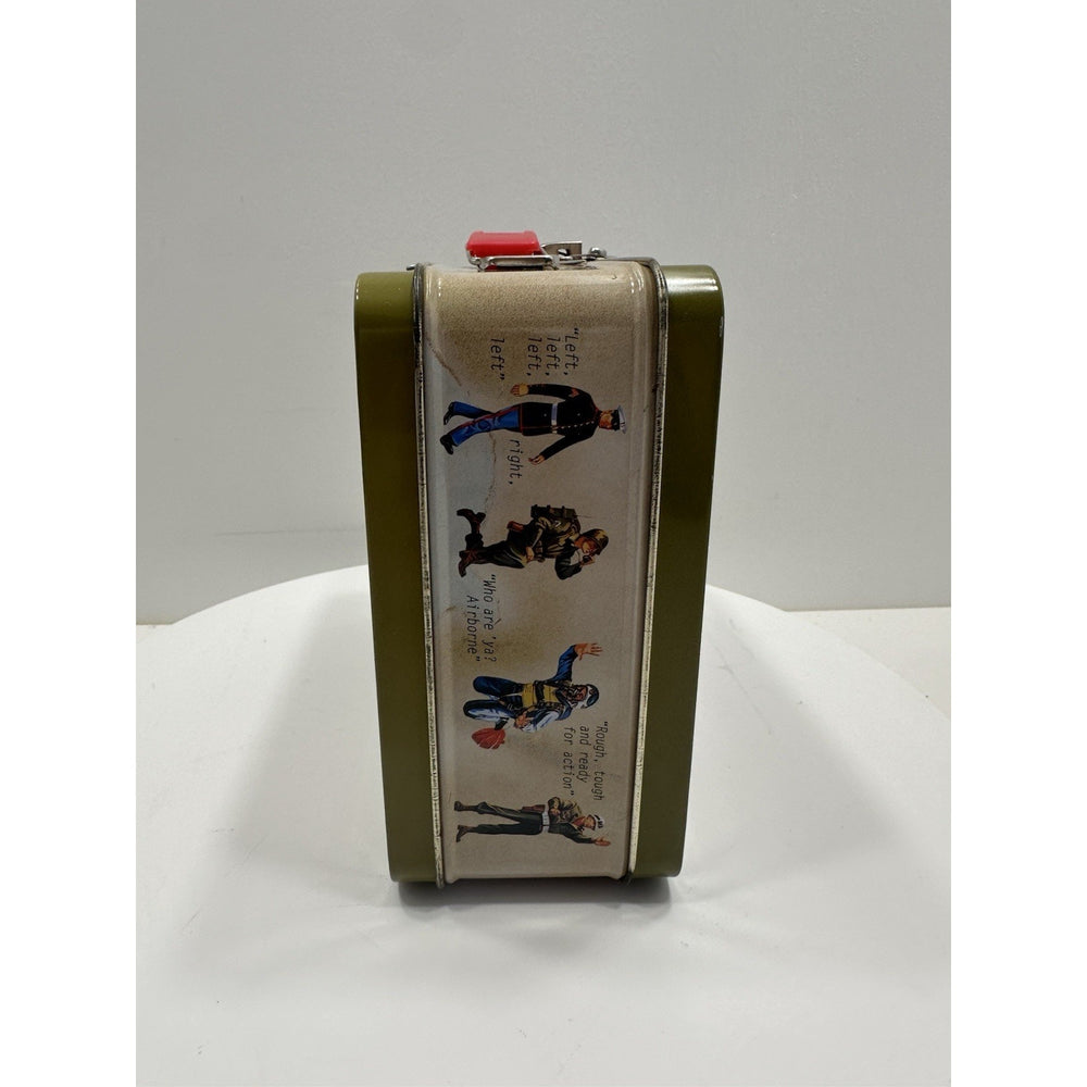 VINTAGE *PRISTINE* 1998 GI Joe Mini Lunch Box Action Soldier w/ Green Trim