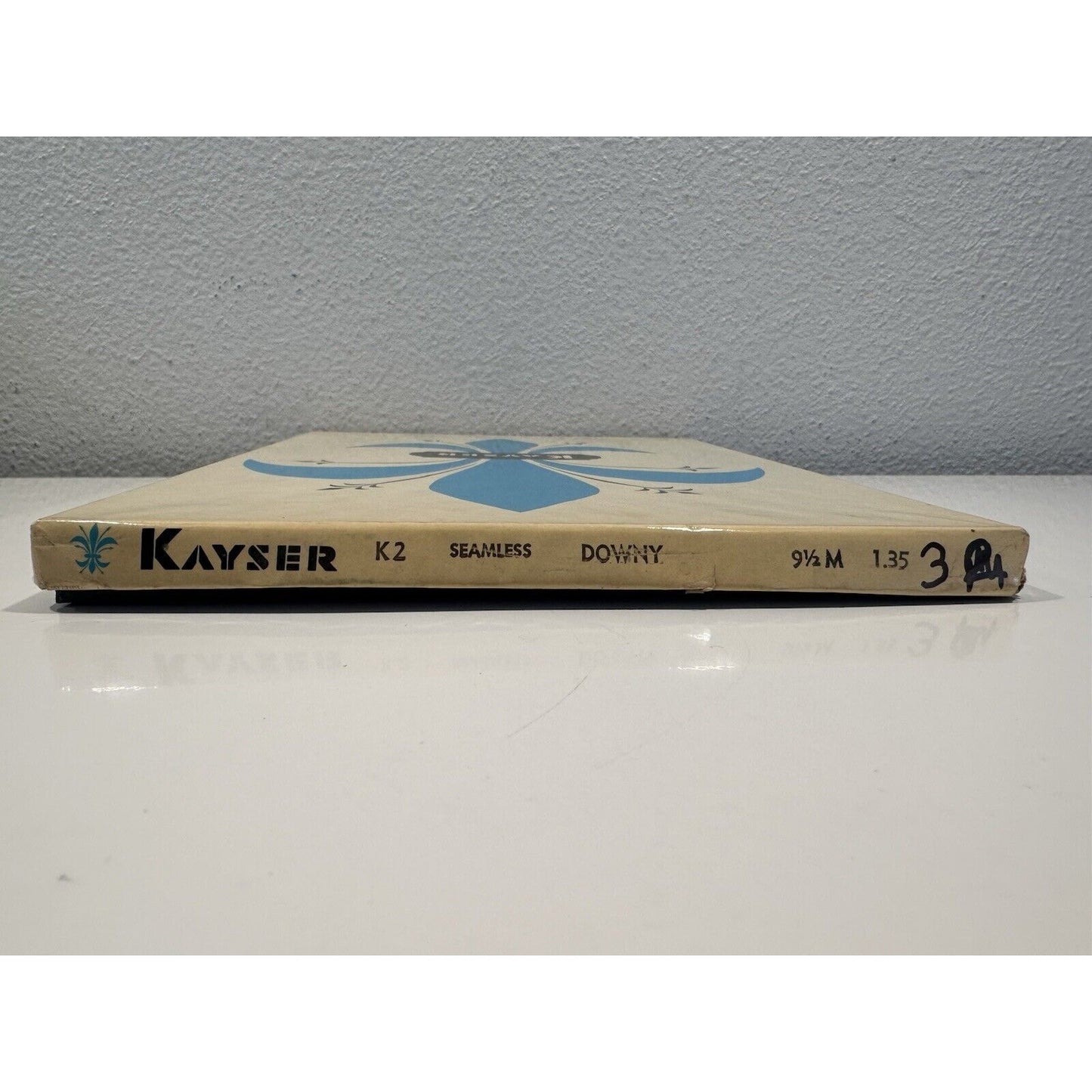 VINTAGE *NEW* Kayser Hosiery-Seamless-Downy Sz9.5L X 3