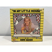 VINTAGE *NEW* 1970's Toy Mixer & Bowl Battery-Operated