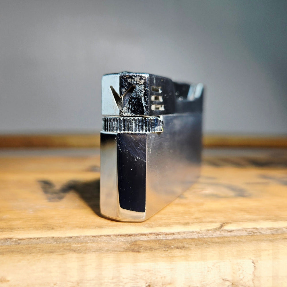 VINTAGE *NEW* 1960's Citation Silver Sleek Lighter Japan