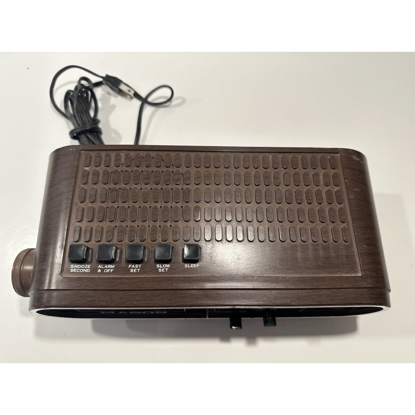 Needs Lovin' - VINTAGE 1970's MASON Digital Alarm Clock Am/Fm Radio Dimmer Wood Grain