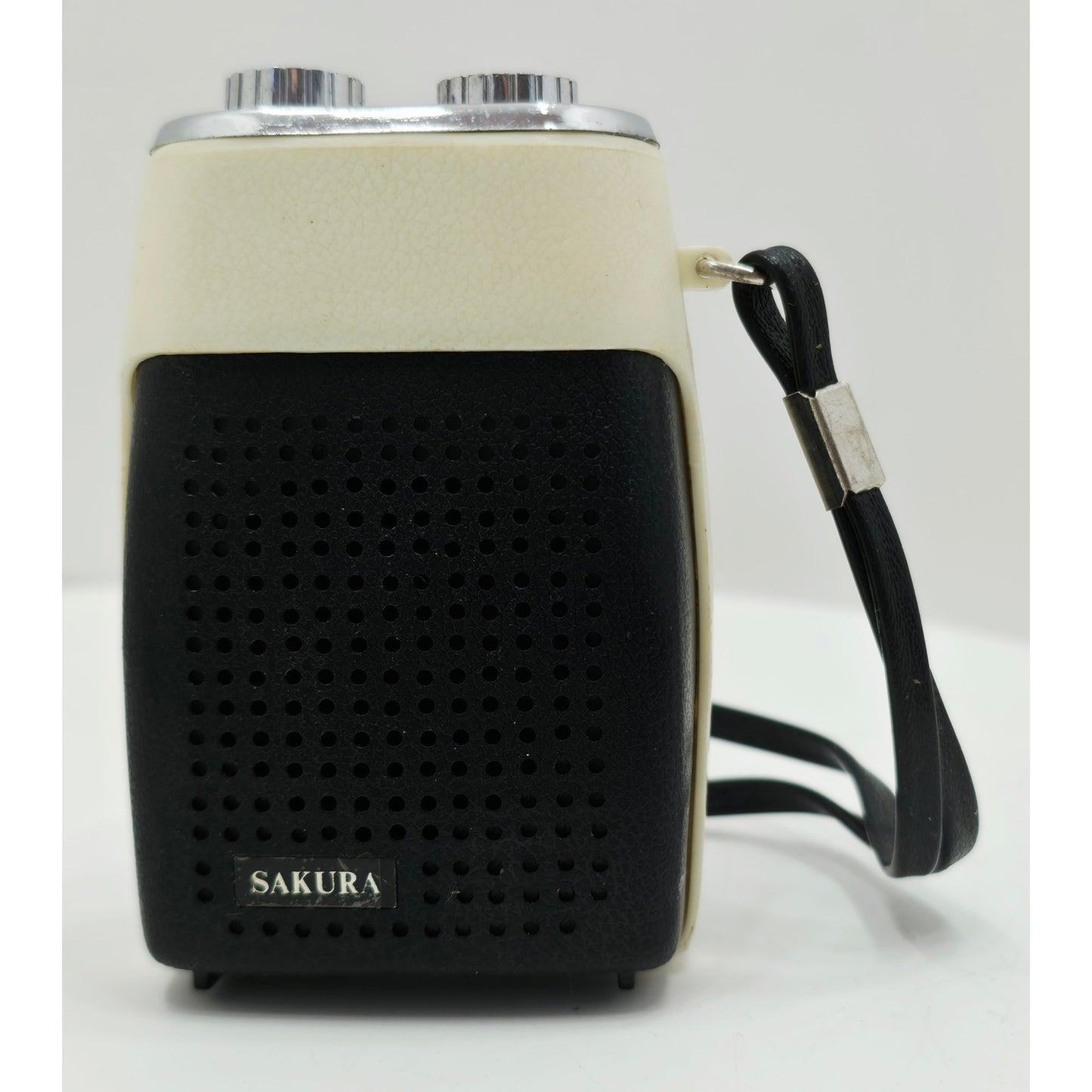 VINTAGE *NEW* 1970's Sakura FS-19 Purple & Black Transistor Radio