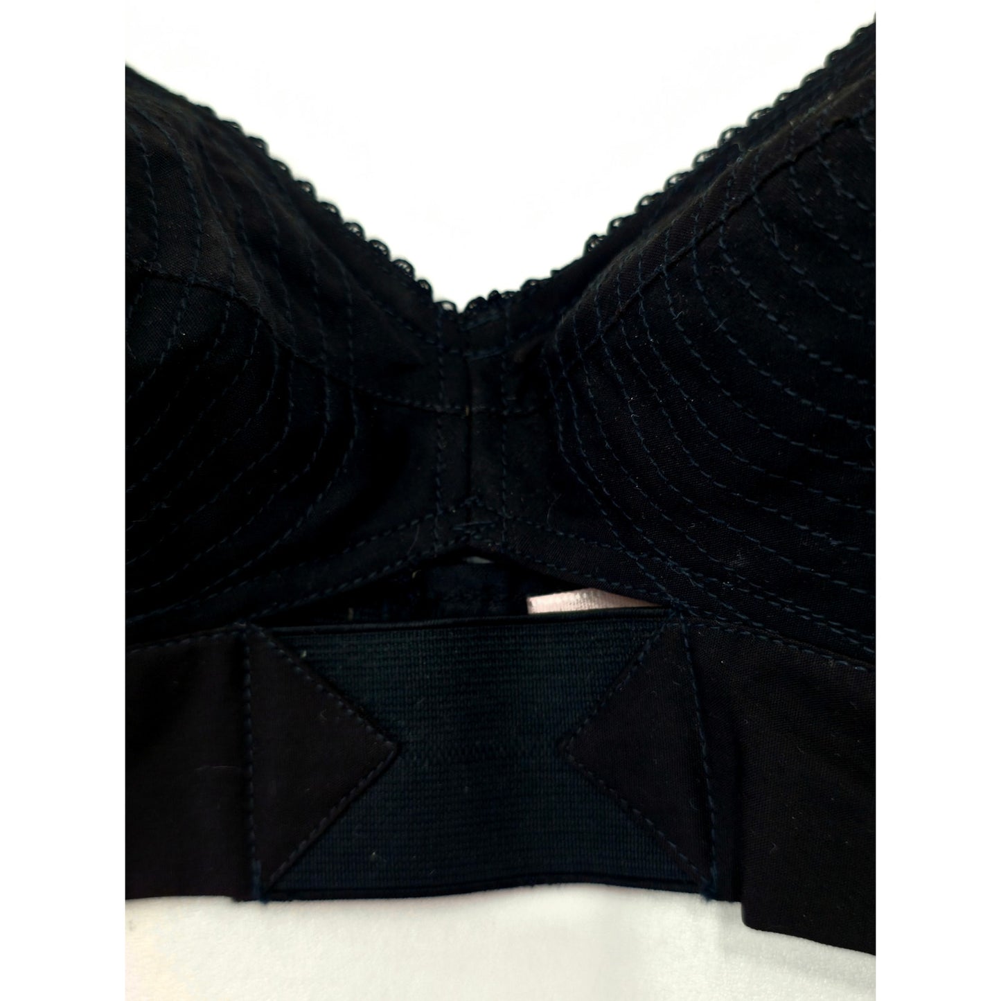 VINTAGE *NEW* 1960's Carnival Women's Black Bullet Bra Size 32A USA