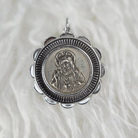 VINTAGE *NEW* 1950s Madonna and Child/Jesus Silver Tone Pendant