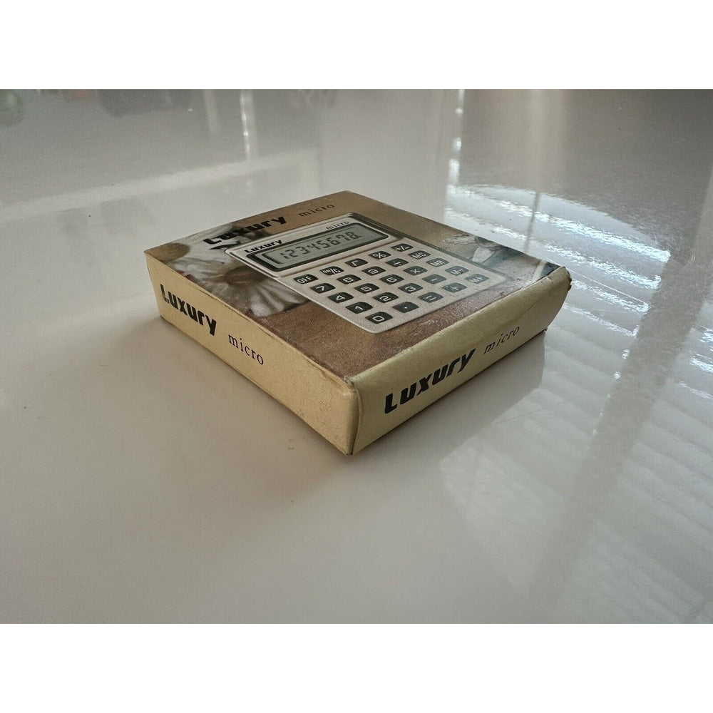 VINTAGE *NEW* Gold Micro Mini Luxury LCD Calculator